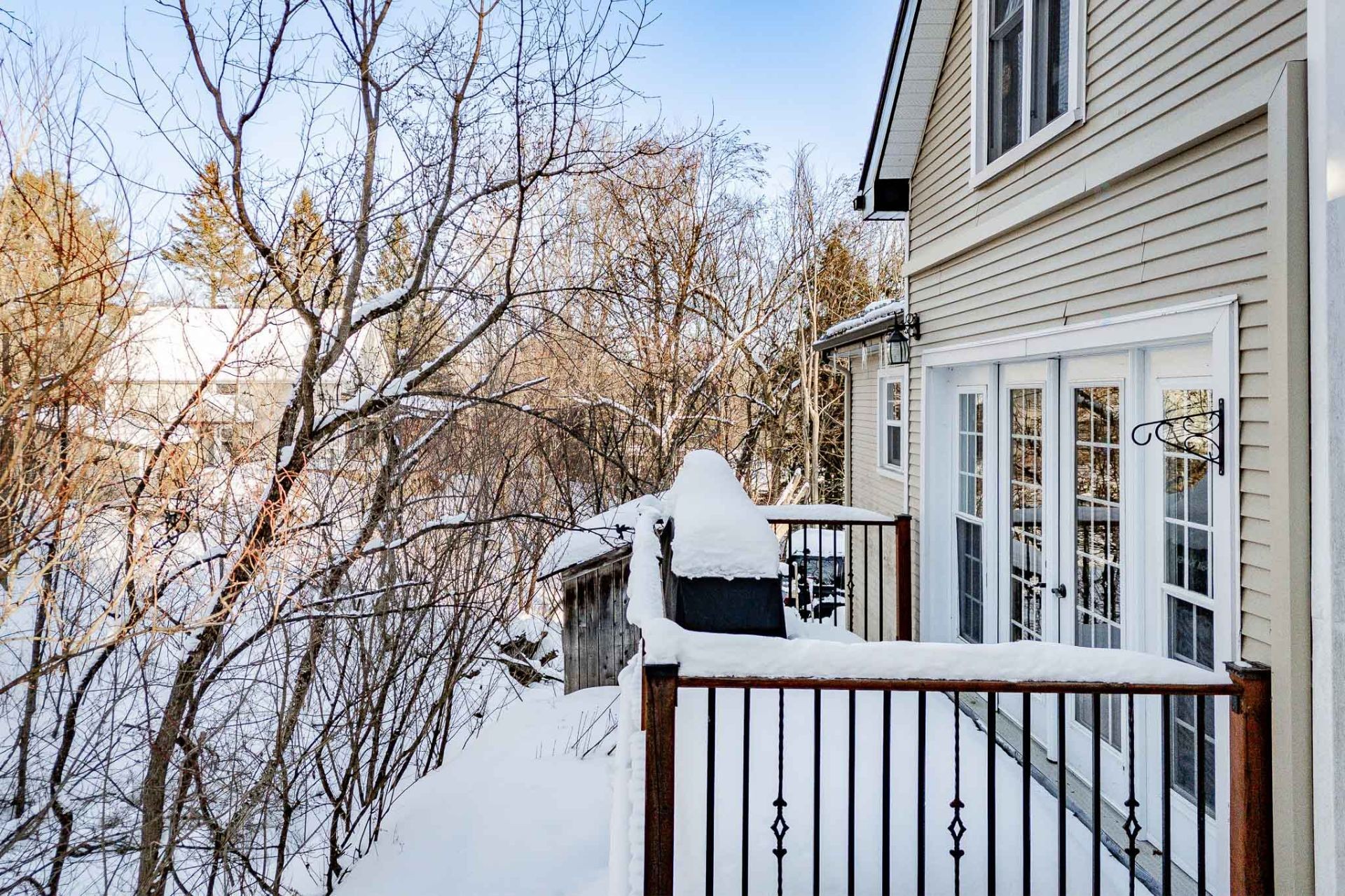 









54


Rue Downs

,
Sherbrooke (Lennoxville),




QC
J1M1Z1

