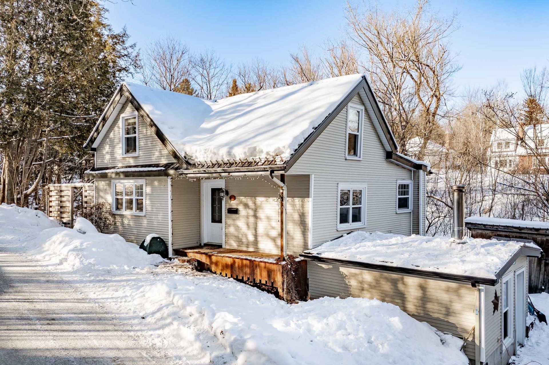 









54


Rue Downs

,
Sherbrooke (Lennoxville),




QC
J1M1Z1

