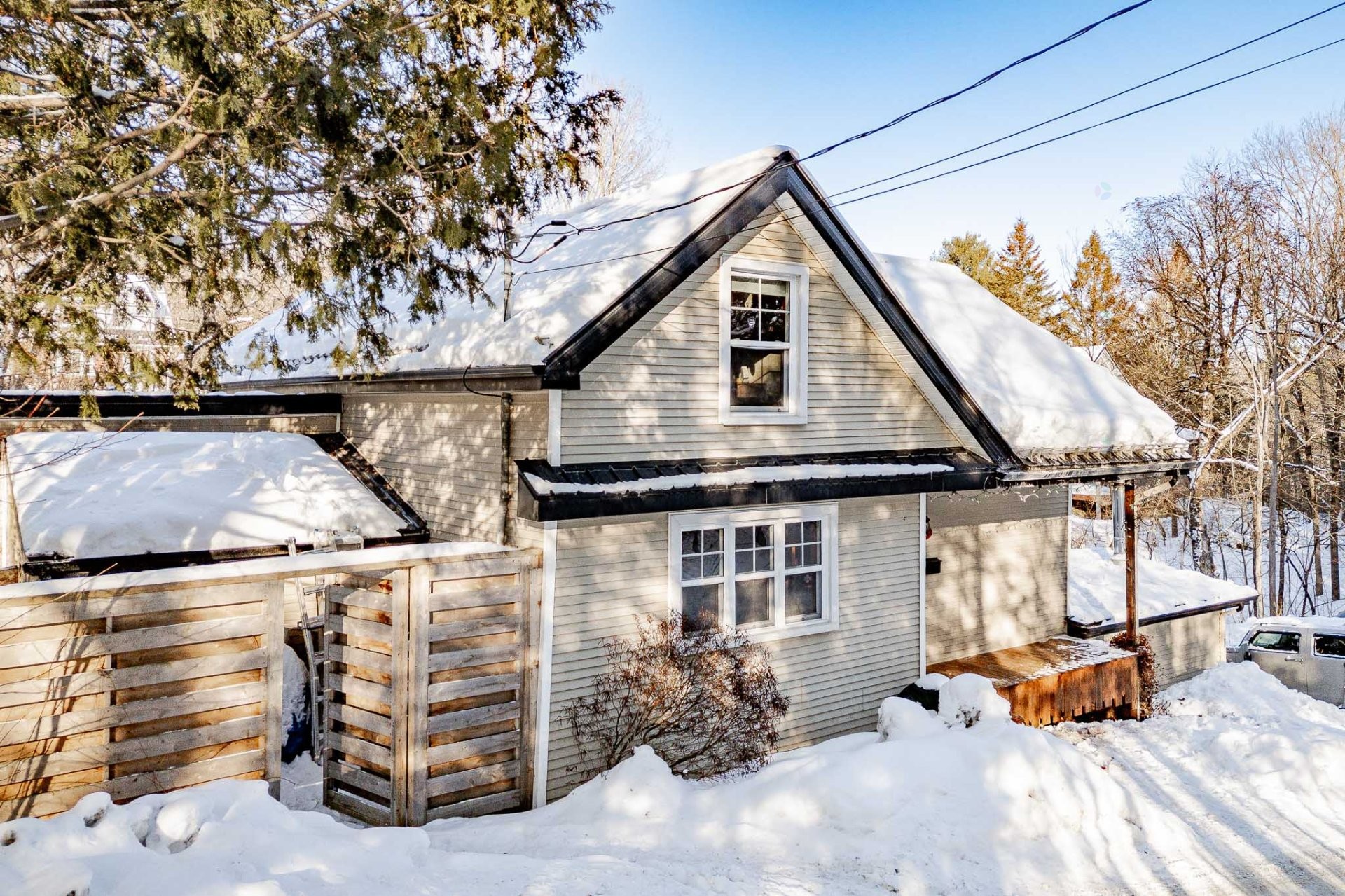 









54


Rue Downs

,
Sherbrooke (Lennoxville),




QC
J1M1Z1

