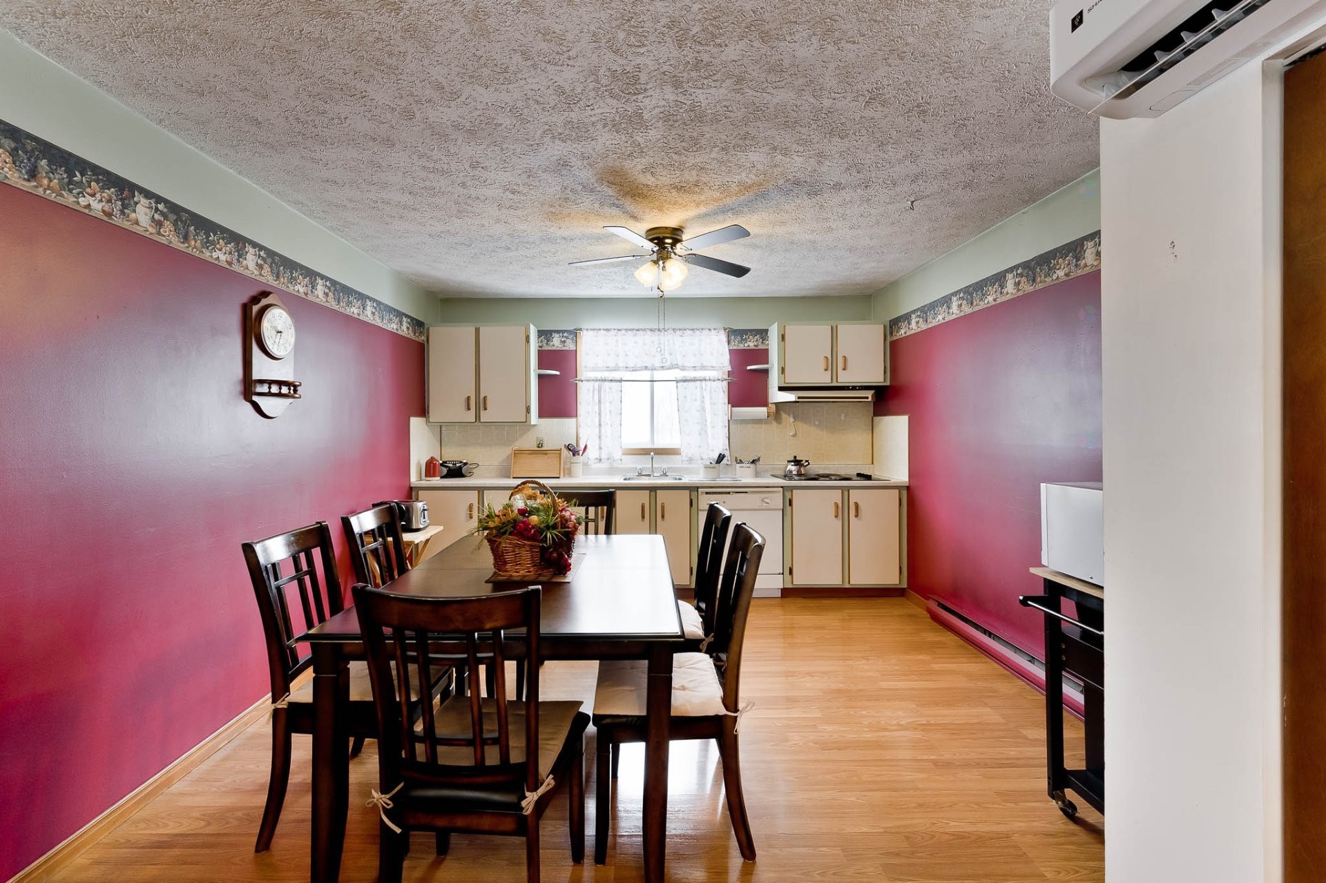 









148


Rue Principale

,
Saint-Malo,




QC
J0B2Y0

