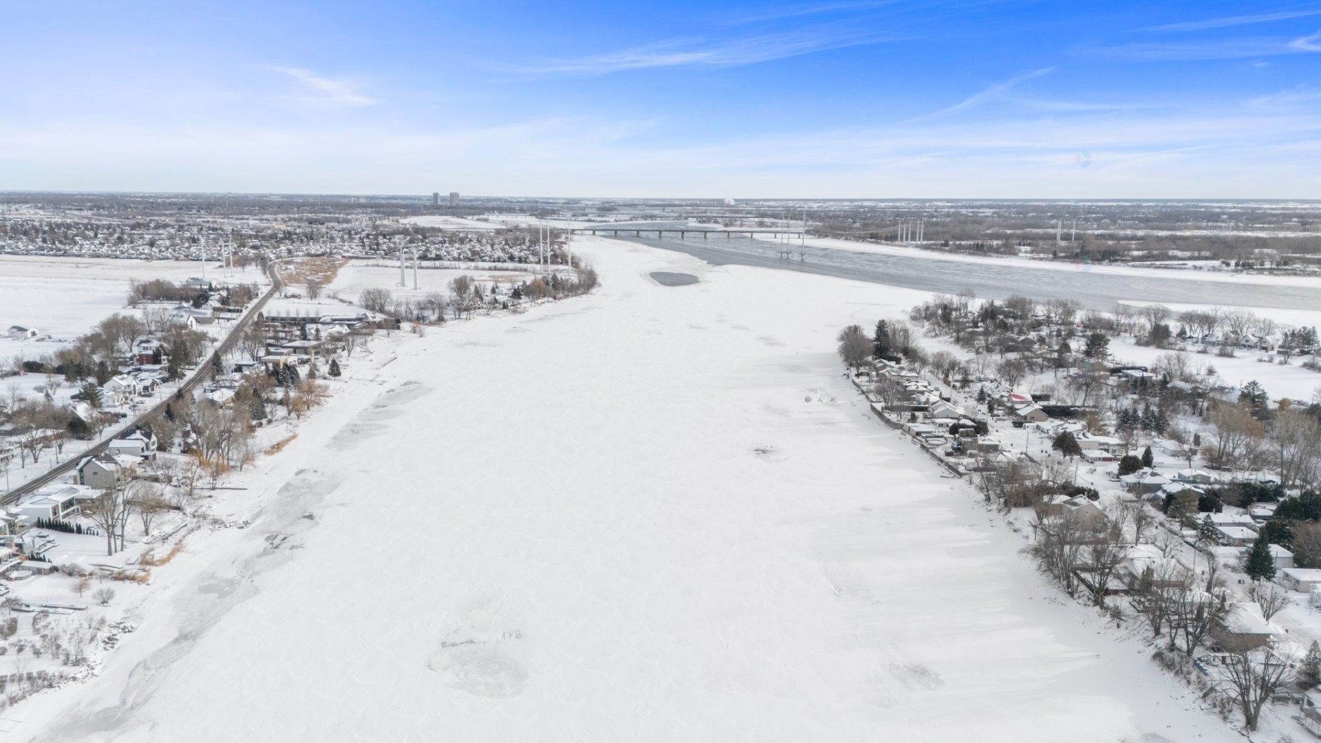 









5


Rue Île-Mathieu

,
Laval (Saint-François),




QC
H7A4C6

