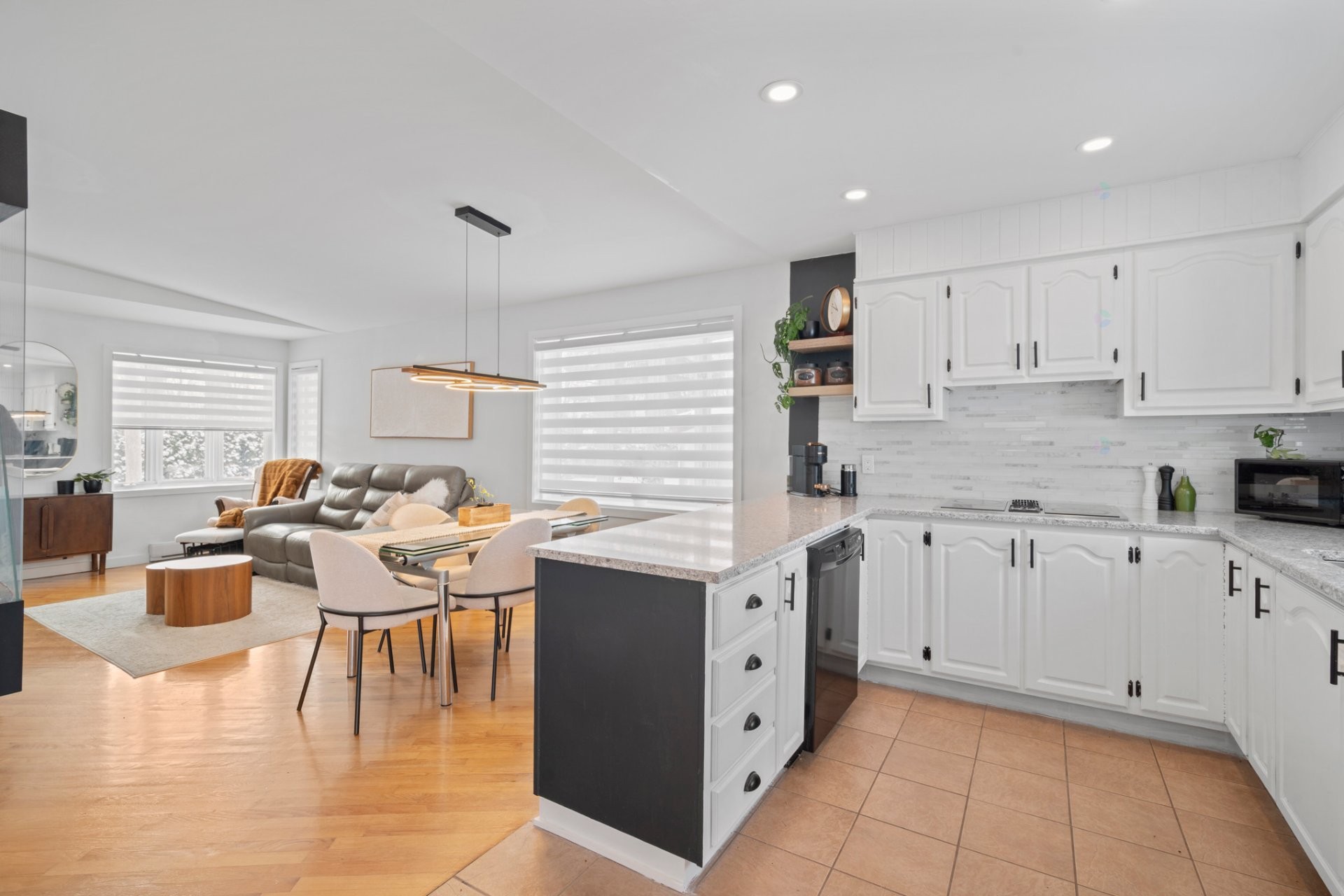 









5


Rue Île-Mathieu

,
Laval (Saint-François),




QC
H7A4C6

