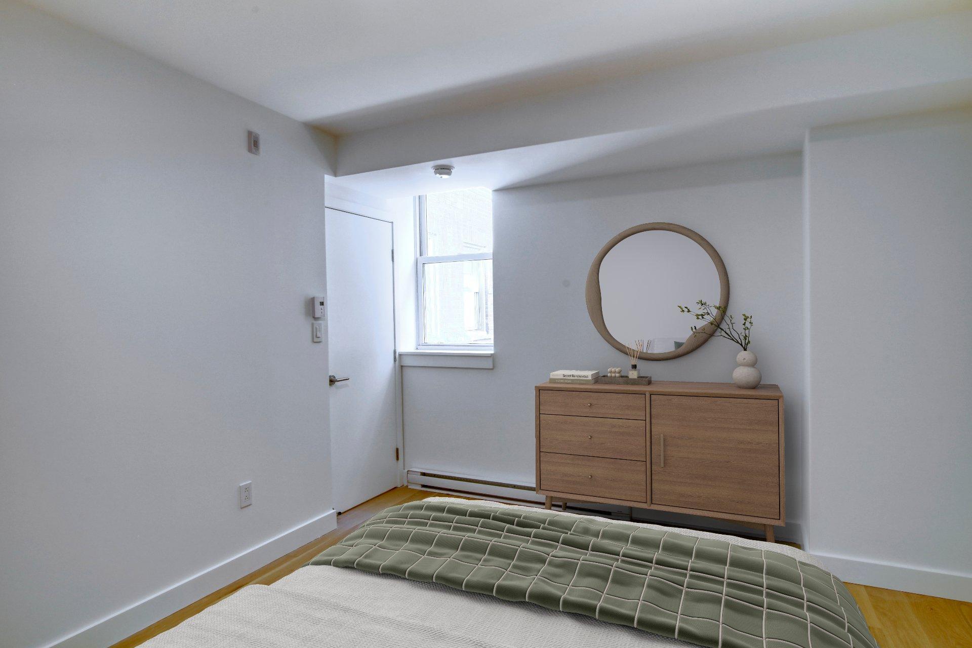 









10


Av. Rosemount

, 2,
Westmount,




QC
H3Y3K4

