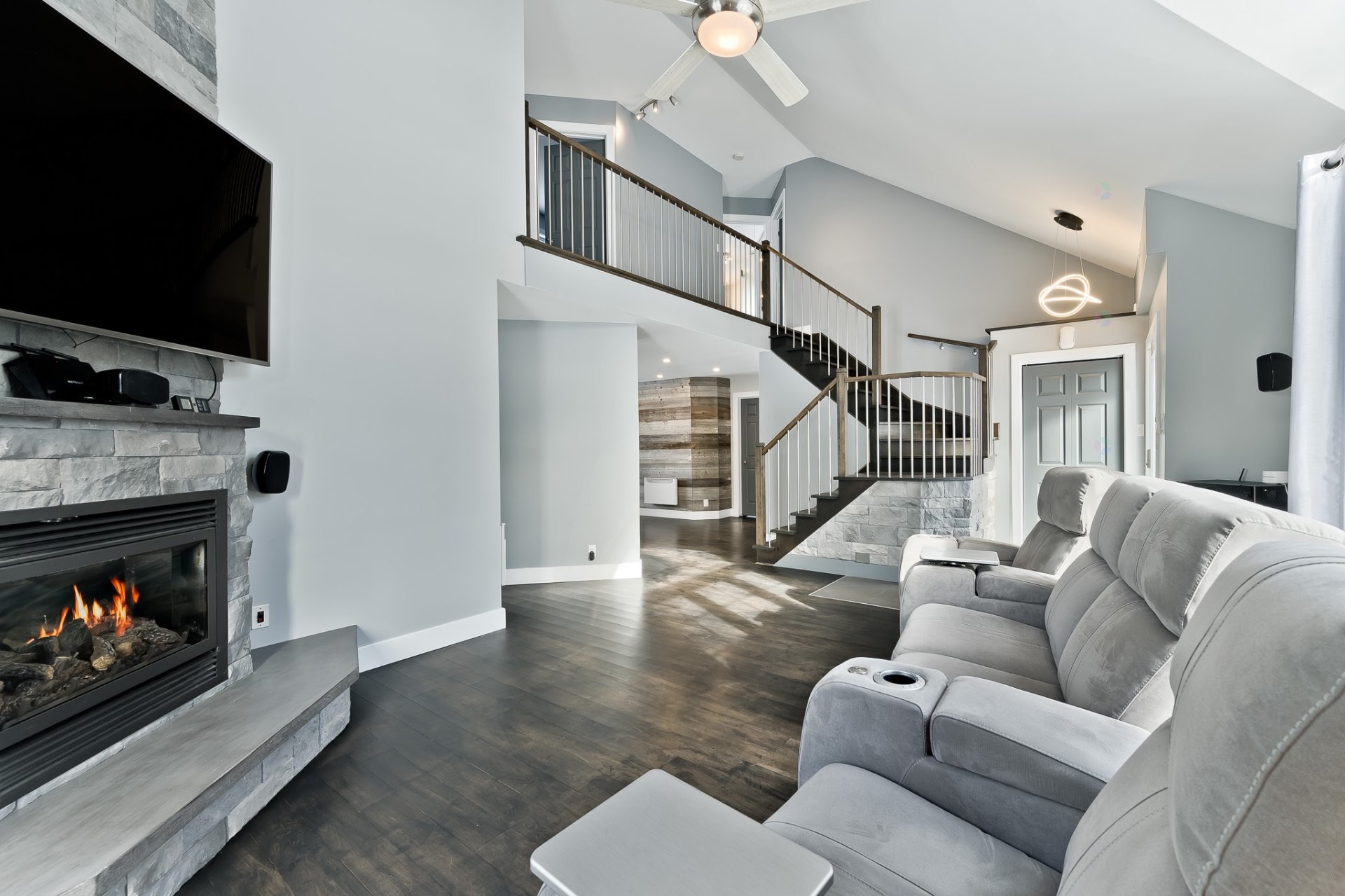 









170


Rue Jean

,
Saint-Jean-sur-Richelieu,




QC
J2W2C8

