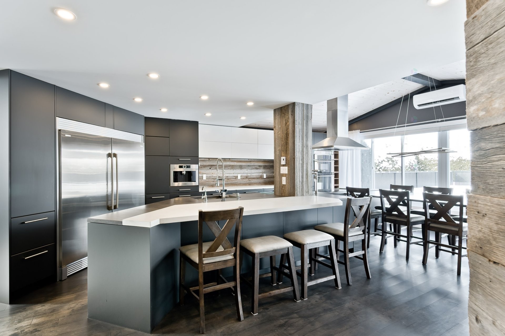 









170


Rue Jean

,
Saint-Jean-sur-Richelieu,




QC
J2W2C8

