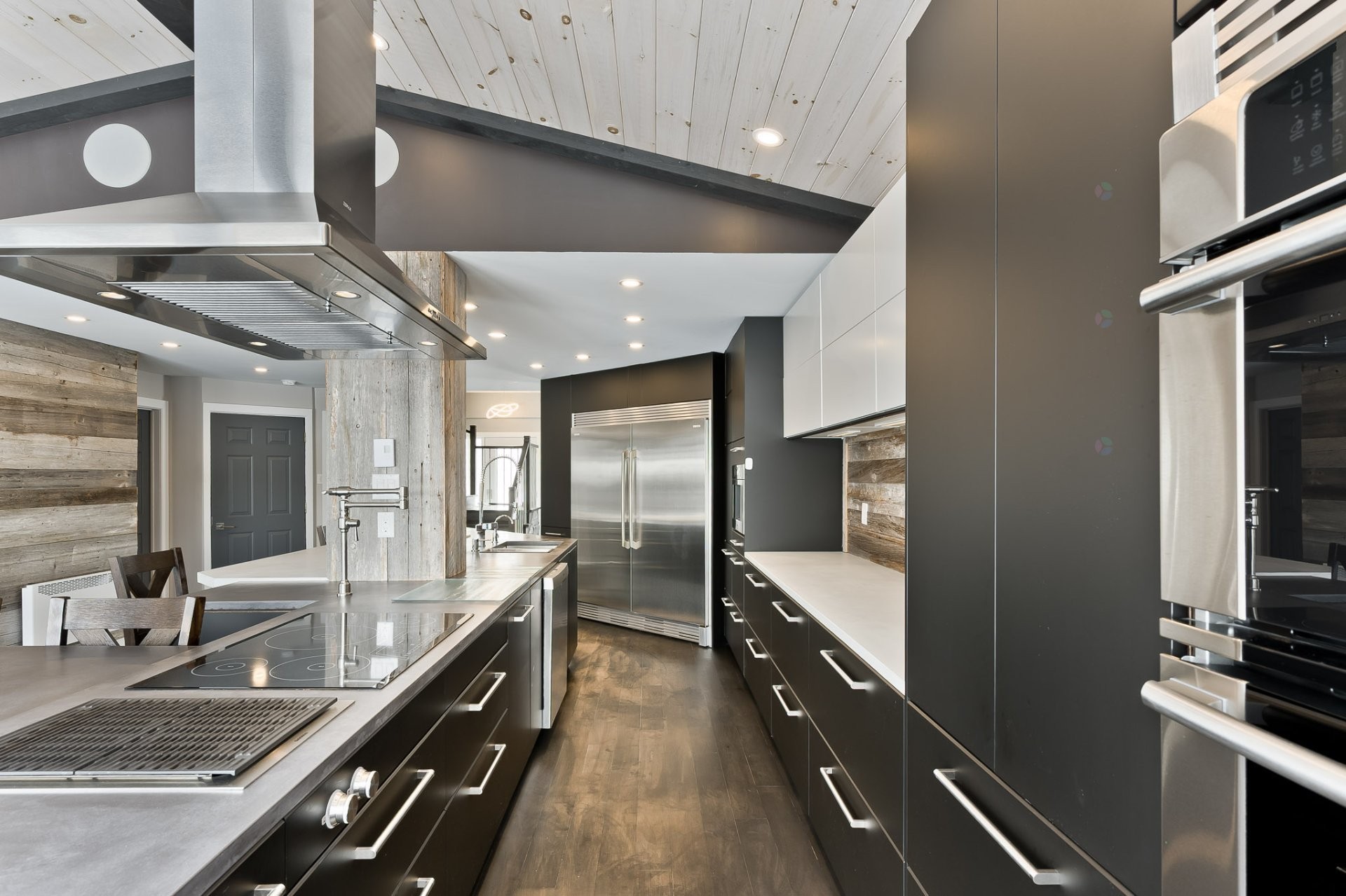 









170


Rue Jean

,
Saint-Jean-sur-Richelieu,




QC
J2W2C8

