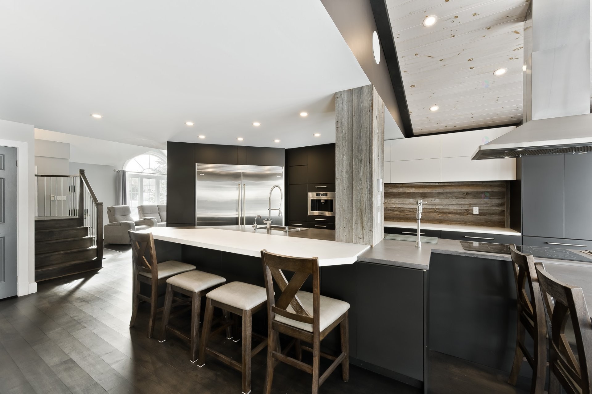 









170


Rue Jean

,
Saint-Jean-sur-Richelieu,




QC
J2W2C8

