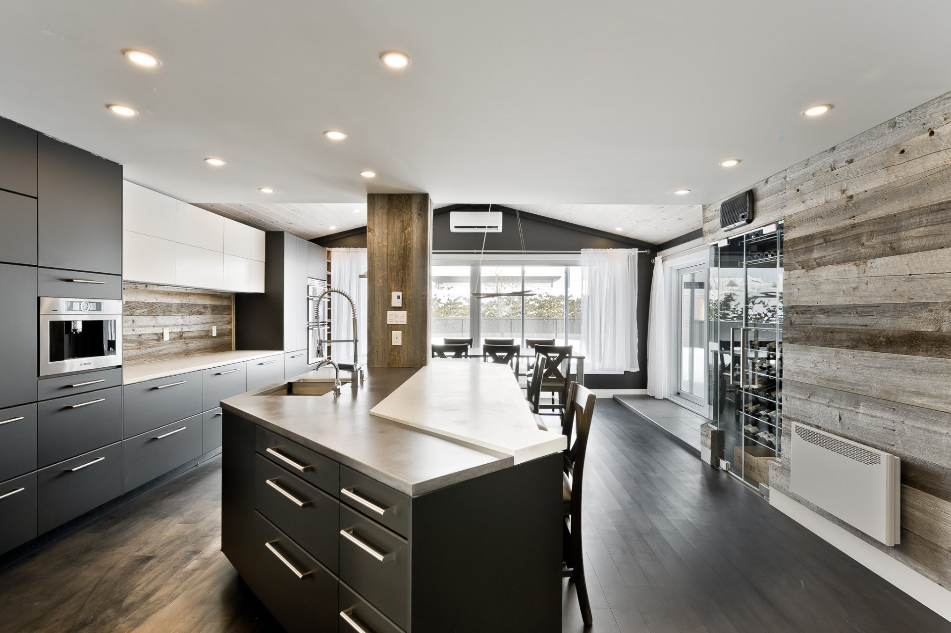 









170


Rue Jean

,
Saint-Jean-sur-Richelieu,




QC
J2W2C8

