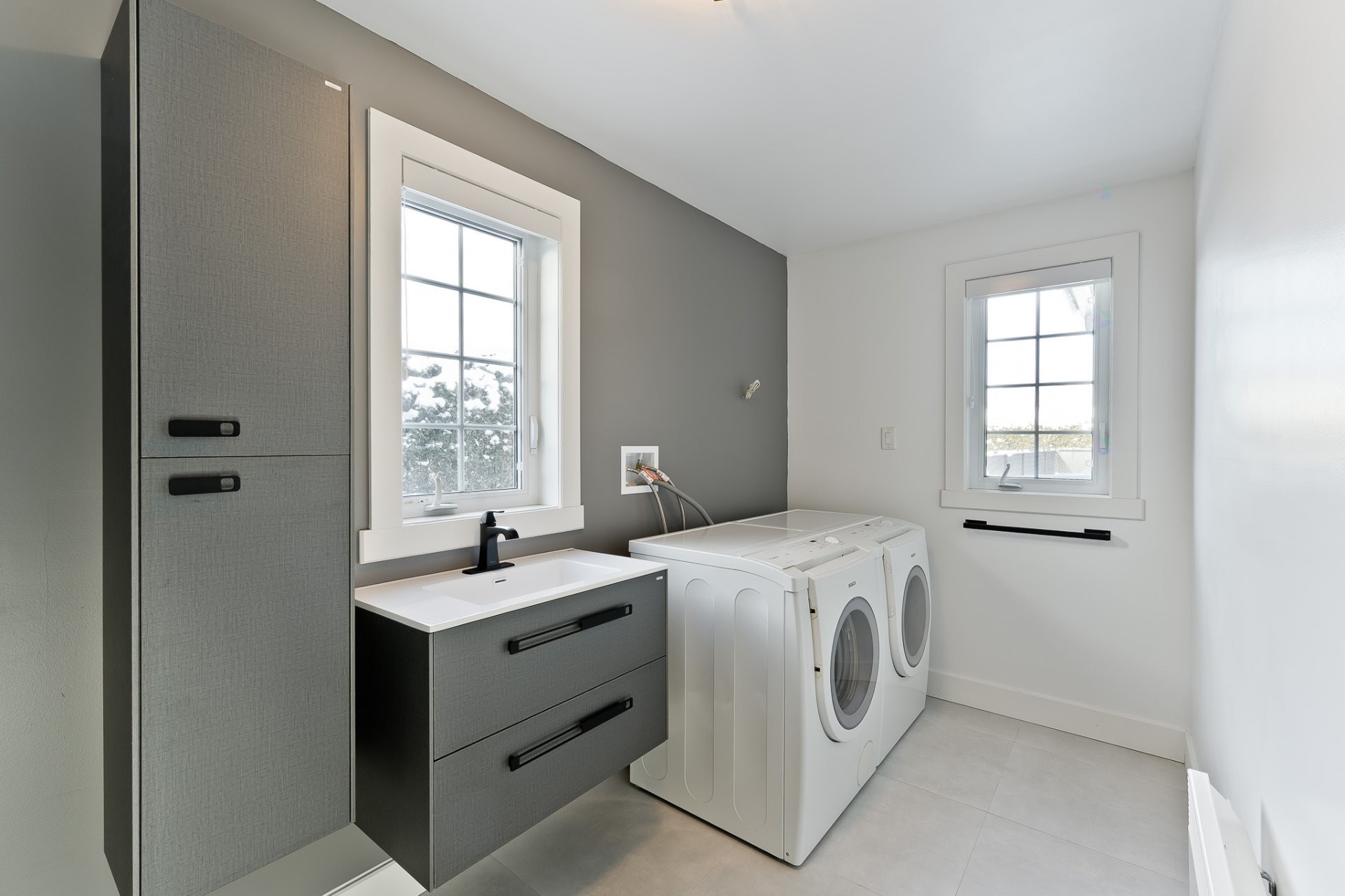 









170


Rue Jean

,
Saint-Jean-sur-Richelieu,




QC
J2W2C8

