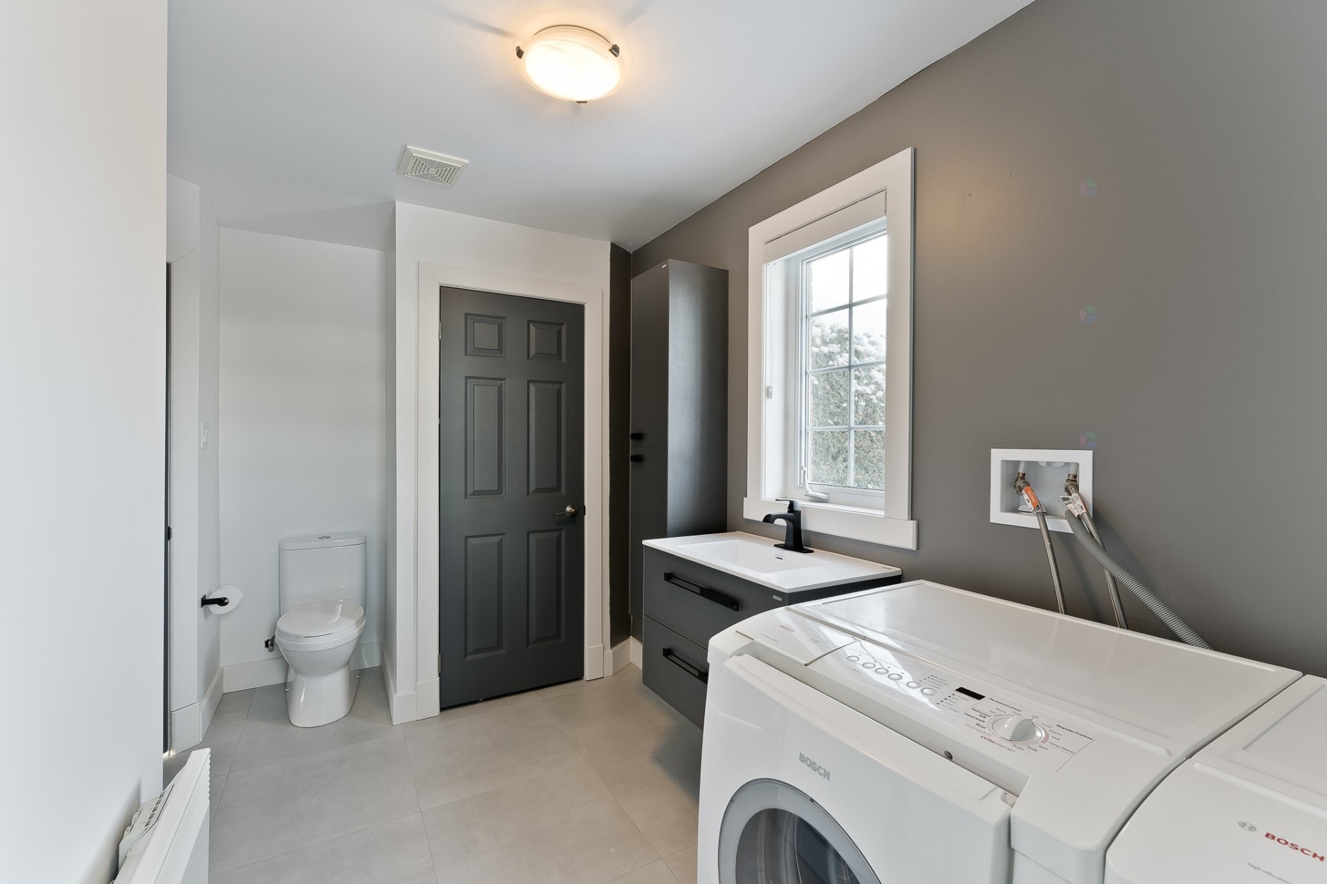 









170


Rue Jean

,
Saint-Jean-sur-Richelieu,




QC
J2W2C8

