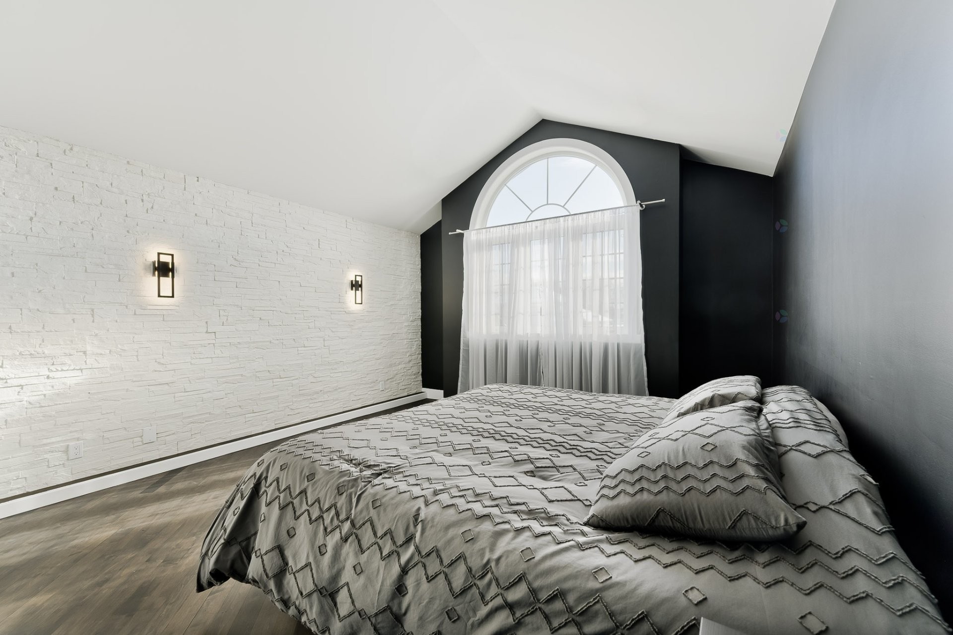 









170


Rue Jean

,
Saint-Jean-sur-Richelieu,




QC
J2W2C8

