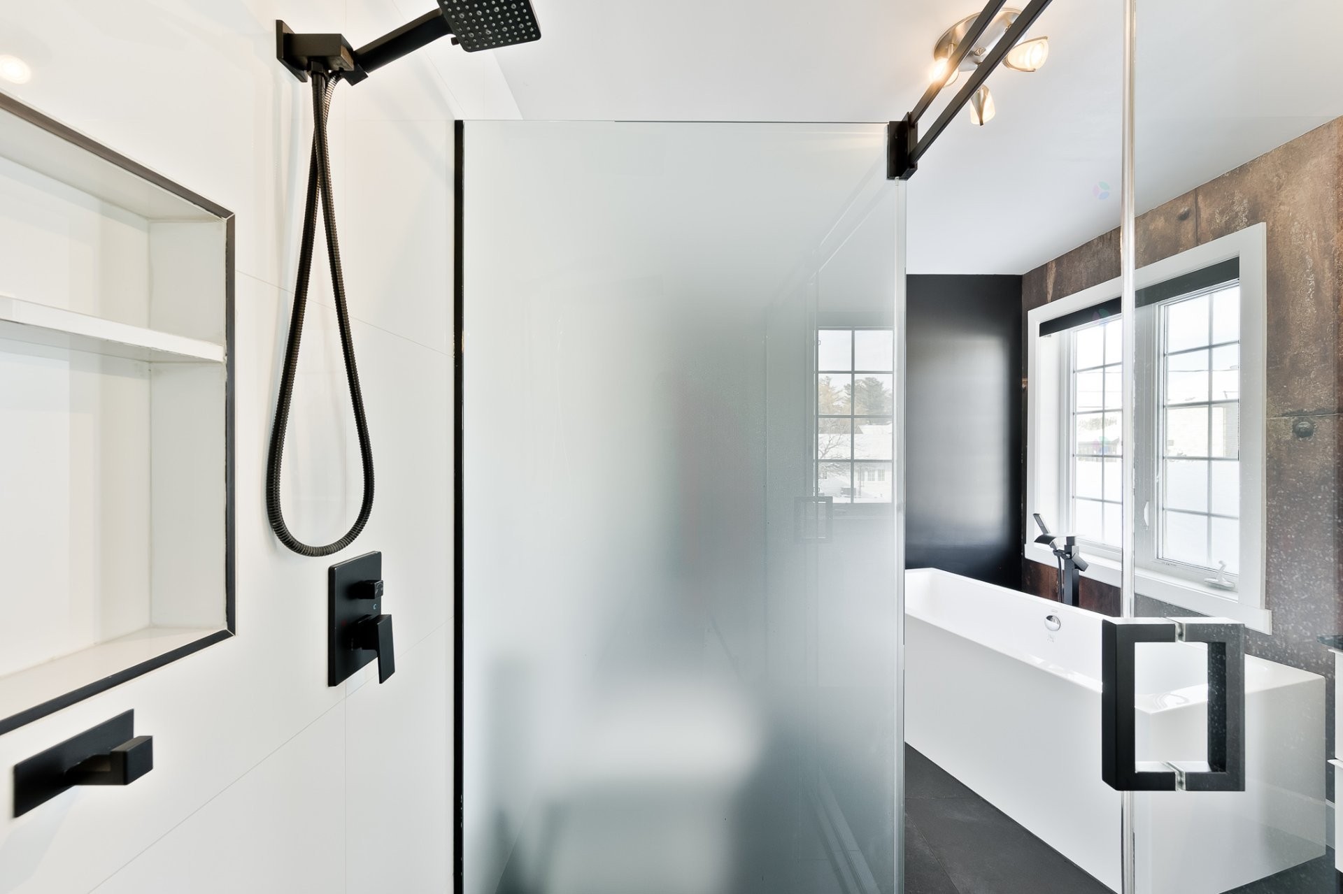 









170


Rue Jean

,
Saint-Jean-sur-Richelieu,




QC
J2W2C8

