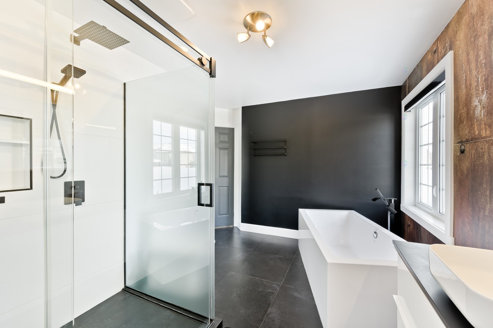 









170


Rue Jean

,
Saint-Jean-sur-Richelieu,




QC
J2W2C8

