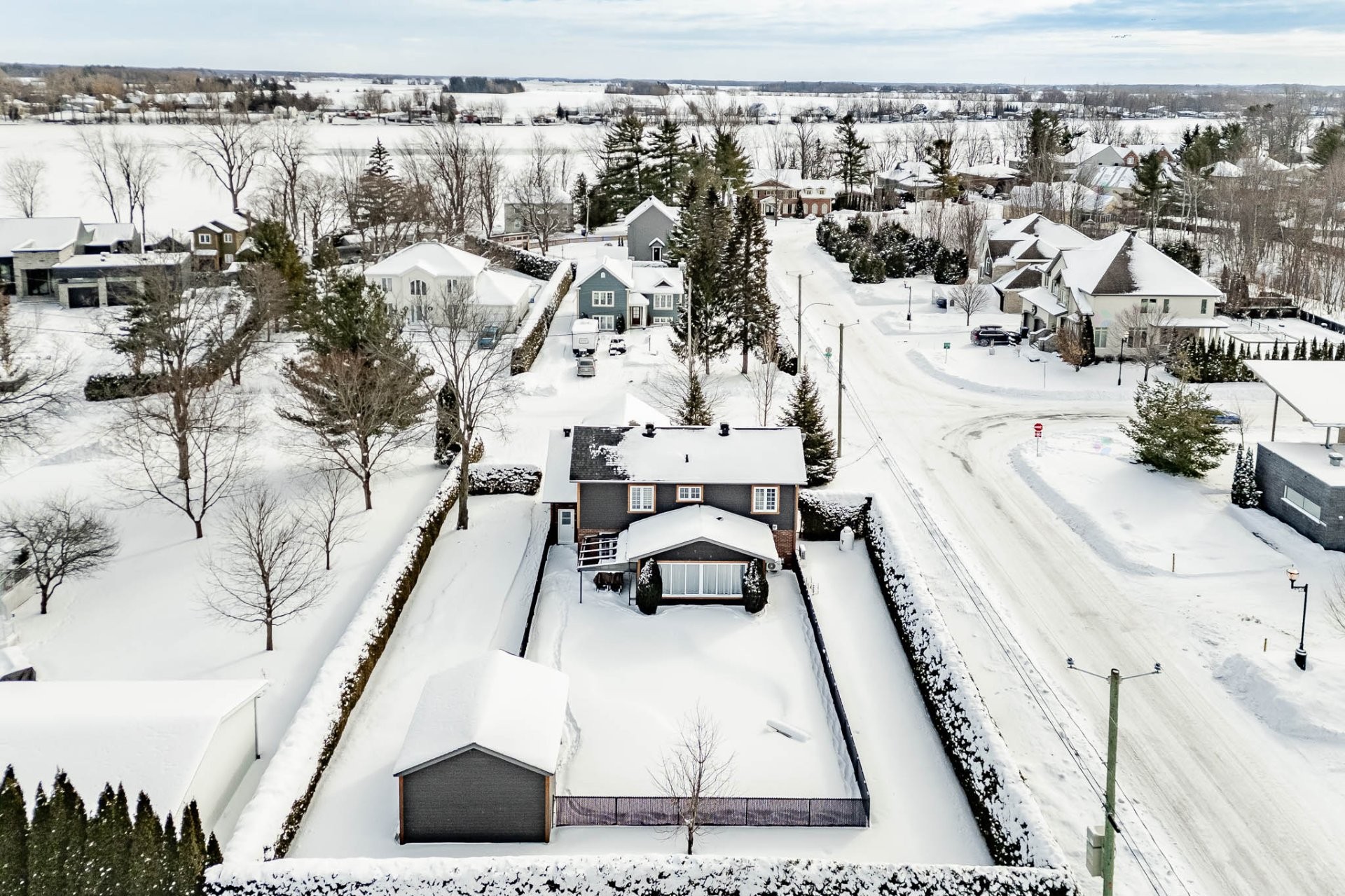 









170


Rue Jean

,
Saint-Jean-sur-Richelieu,




QC
J2W2C8

