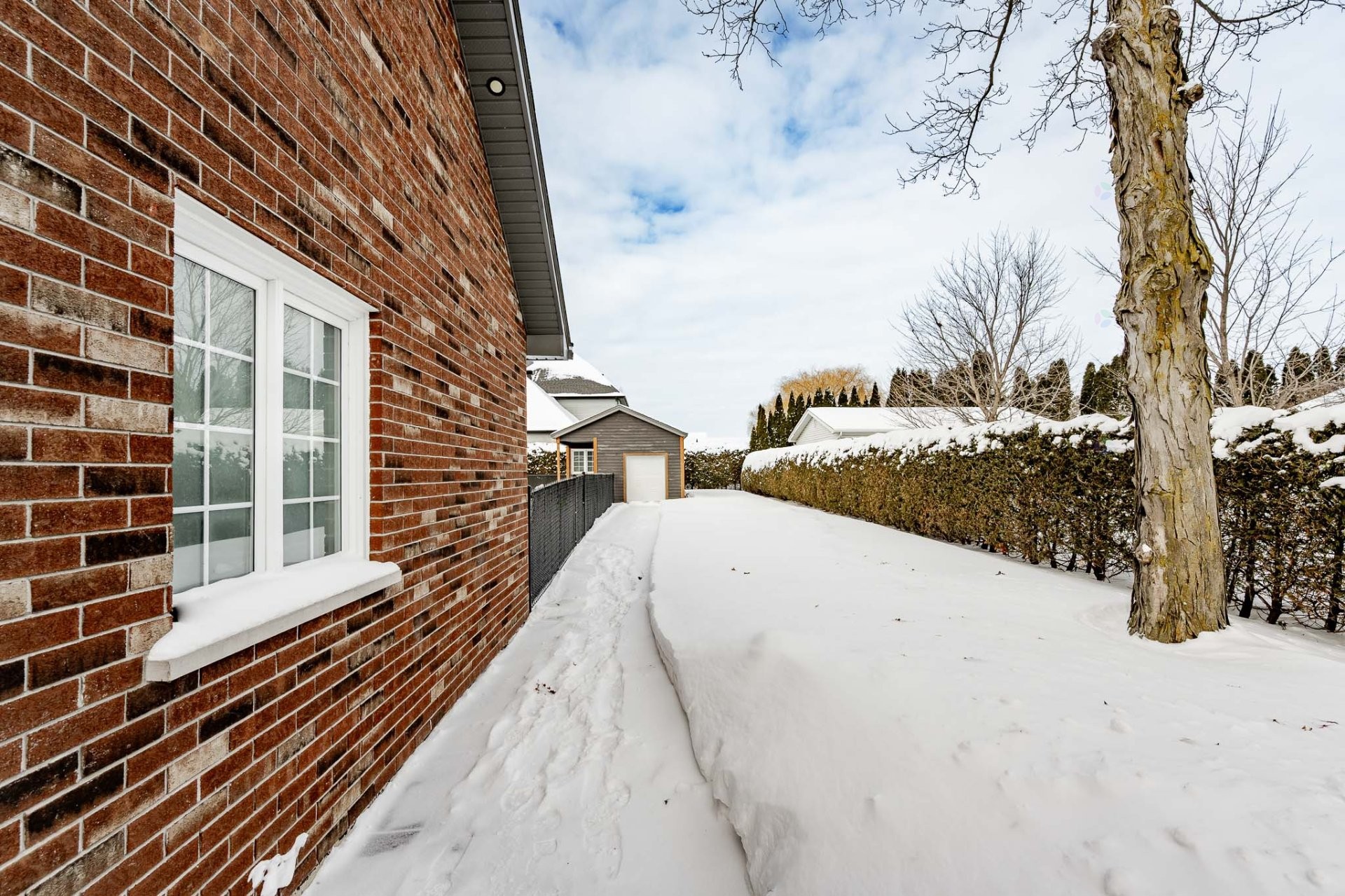 









170


Rue Jean

,
Saint-Jean-sur-Richelieu,




QC
J2W2C8

