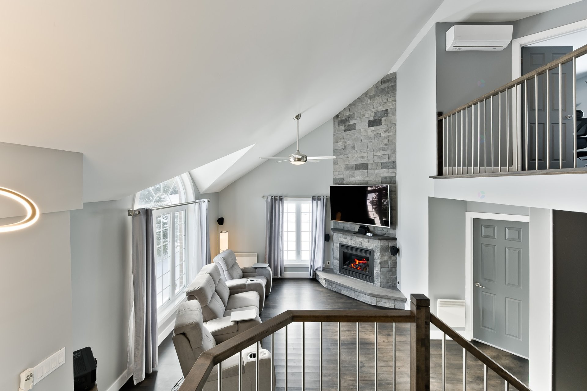 









170


Rue Jean

,
Saint-Jean-sur-Richelieu,




QC
J2W2C8

