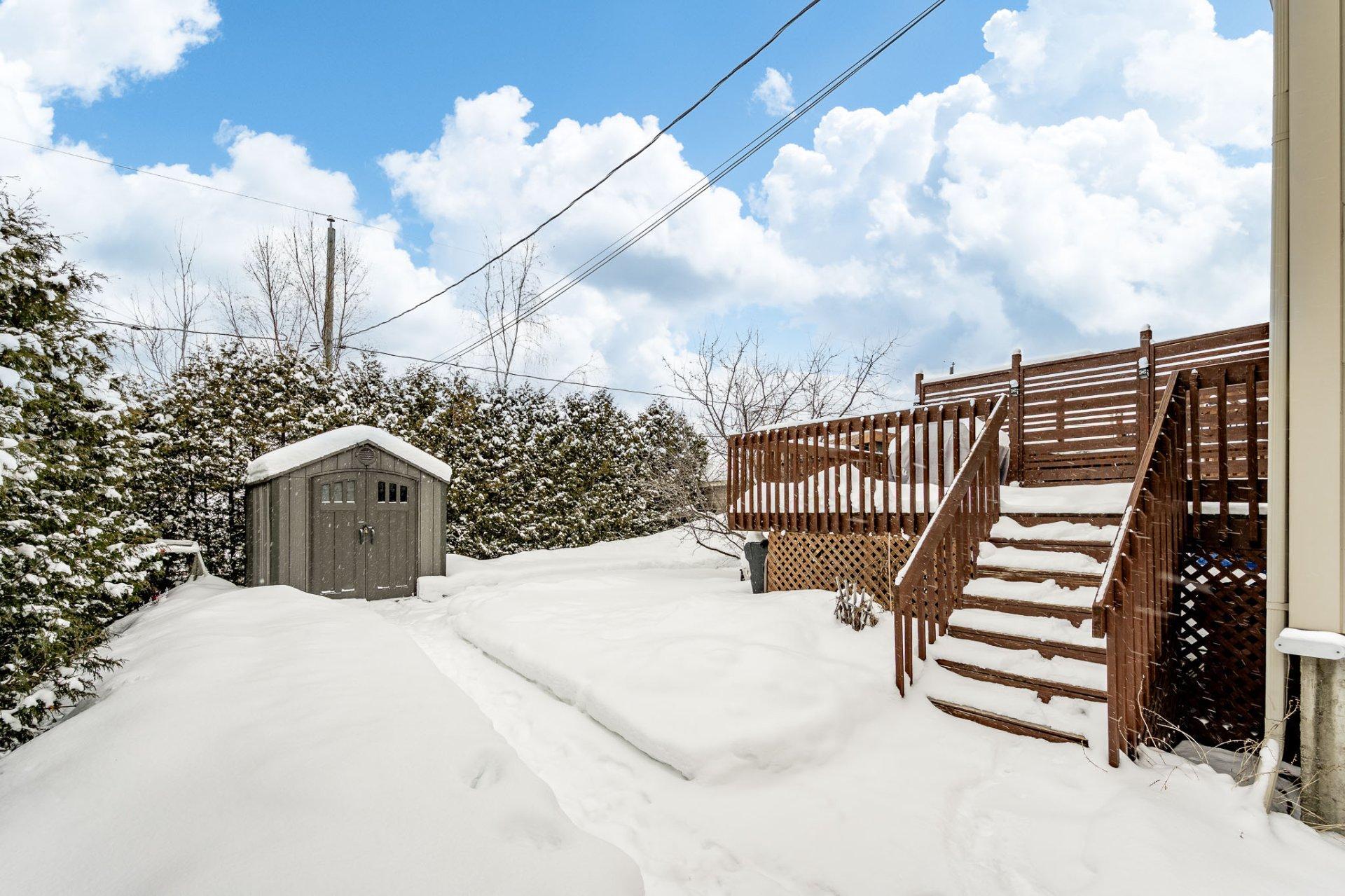 









1301


Rue Marini

,
Sherbrooke (Brompton/Rock Forest/Saint-Élie/Deauville),




QC
J1N0L1

