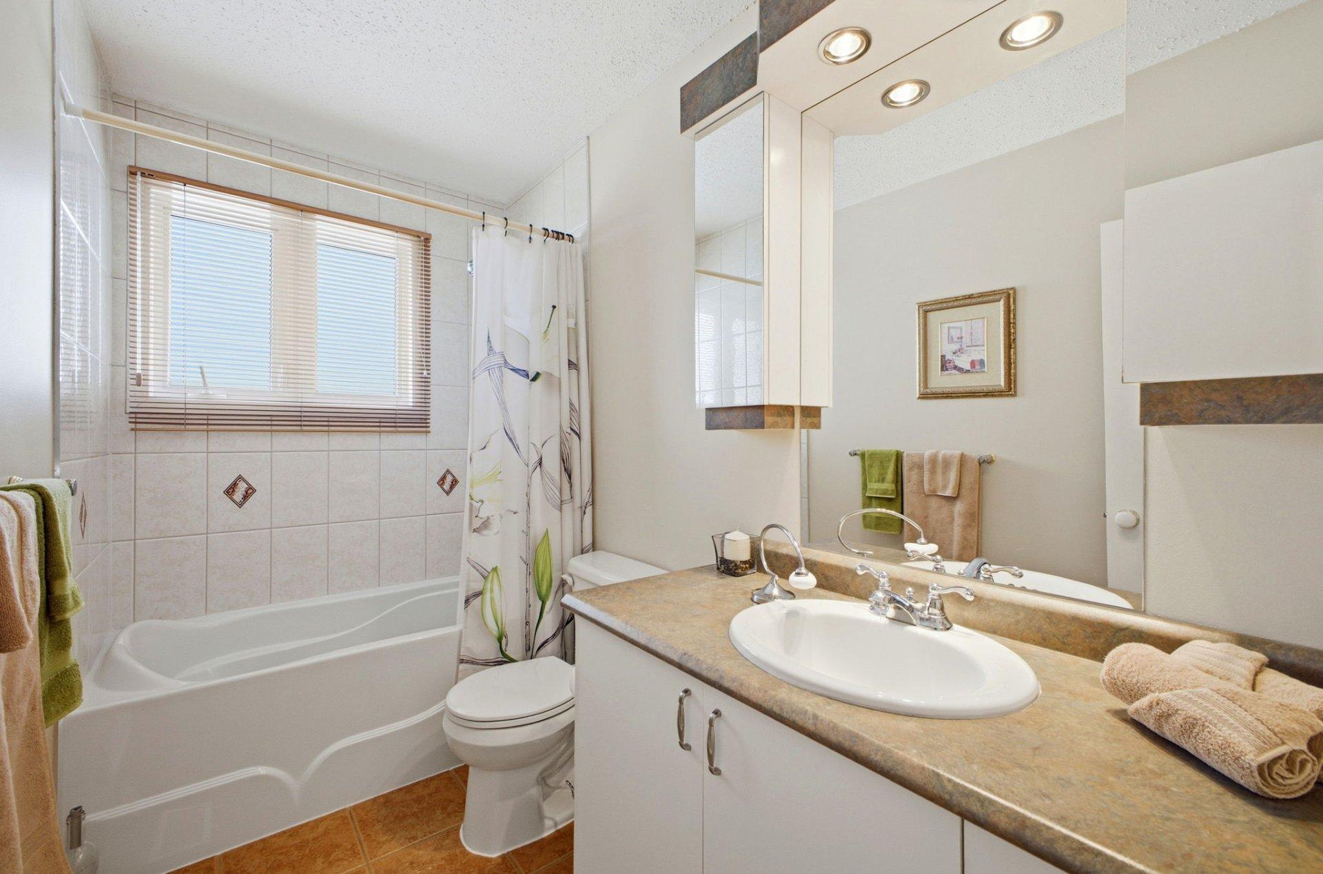 









5


Rue Aline

,
Gatineau (Gatineau),




QC
J8T1T1

