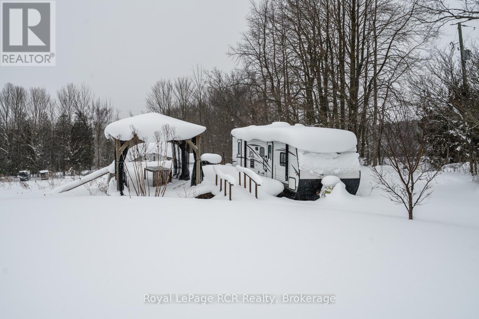 












251 MILL ROAD

,
Chatsworth,







Ontario
N0H1R0

