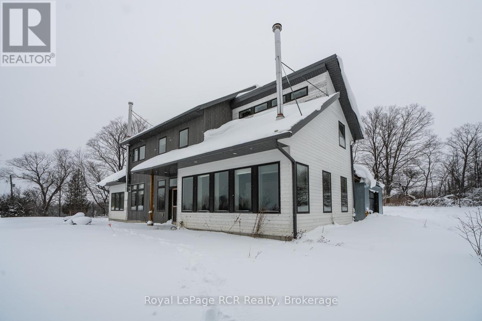 












251 MILL ROAD

,
Chatsworth,







Ontario
N0H1R0

