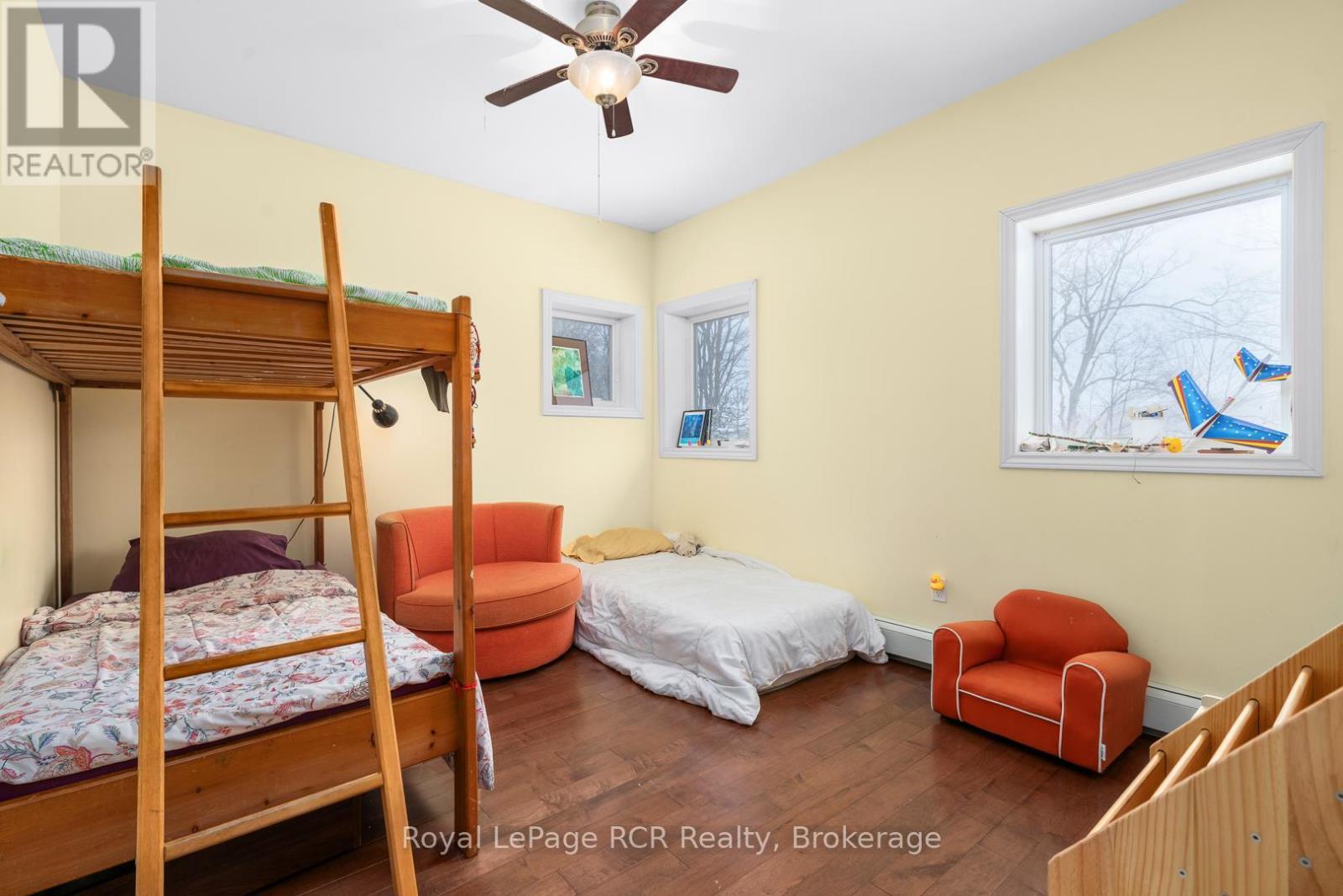 












251 MILL ROAD

,
Chatsworth,







Ontario
N0H1R0

