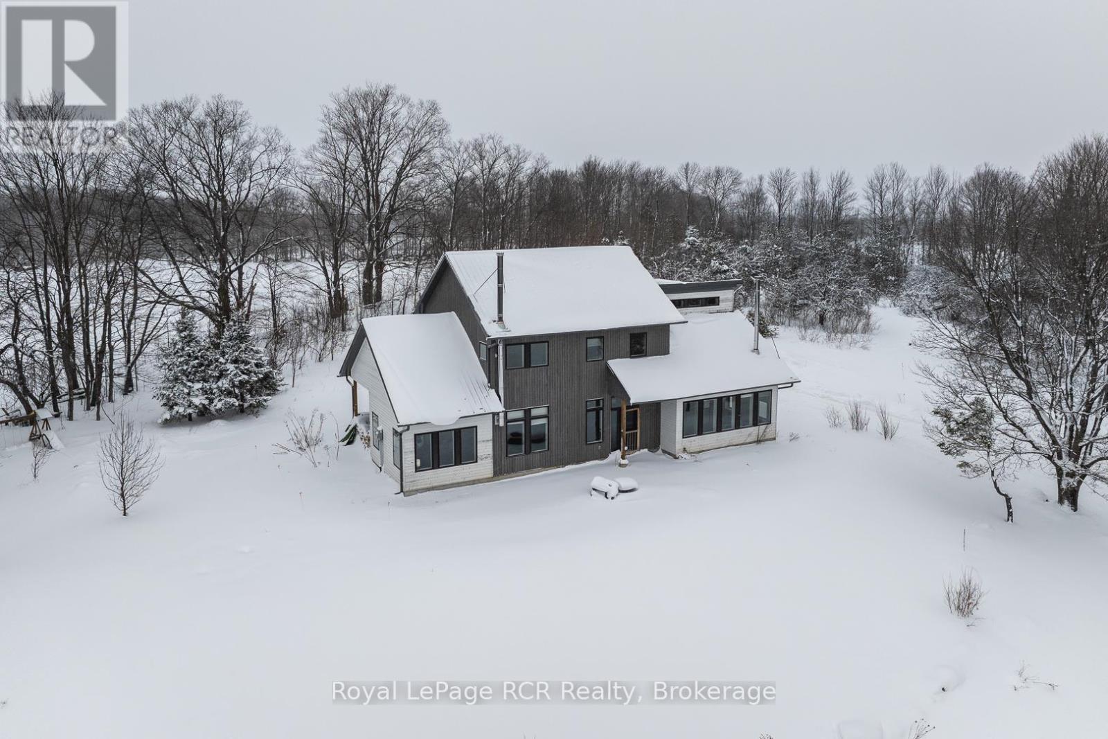 












251 MILL ROAD

,
Chatsworth,







Ontario
N0H1R0

