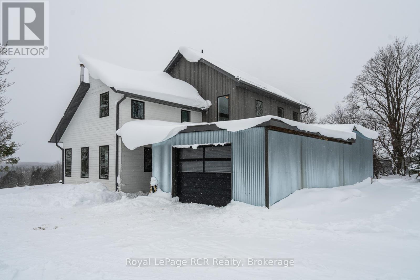 












251 MILL ROAD

,
Chatsworth,







Ontario
N0H1R0

