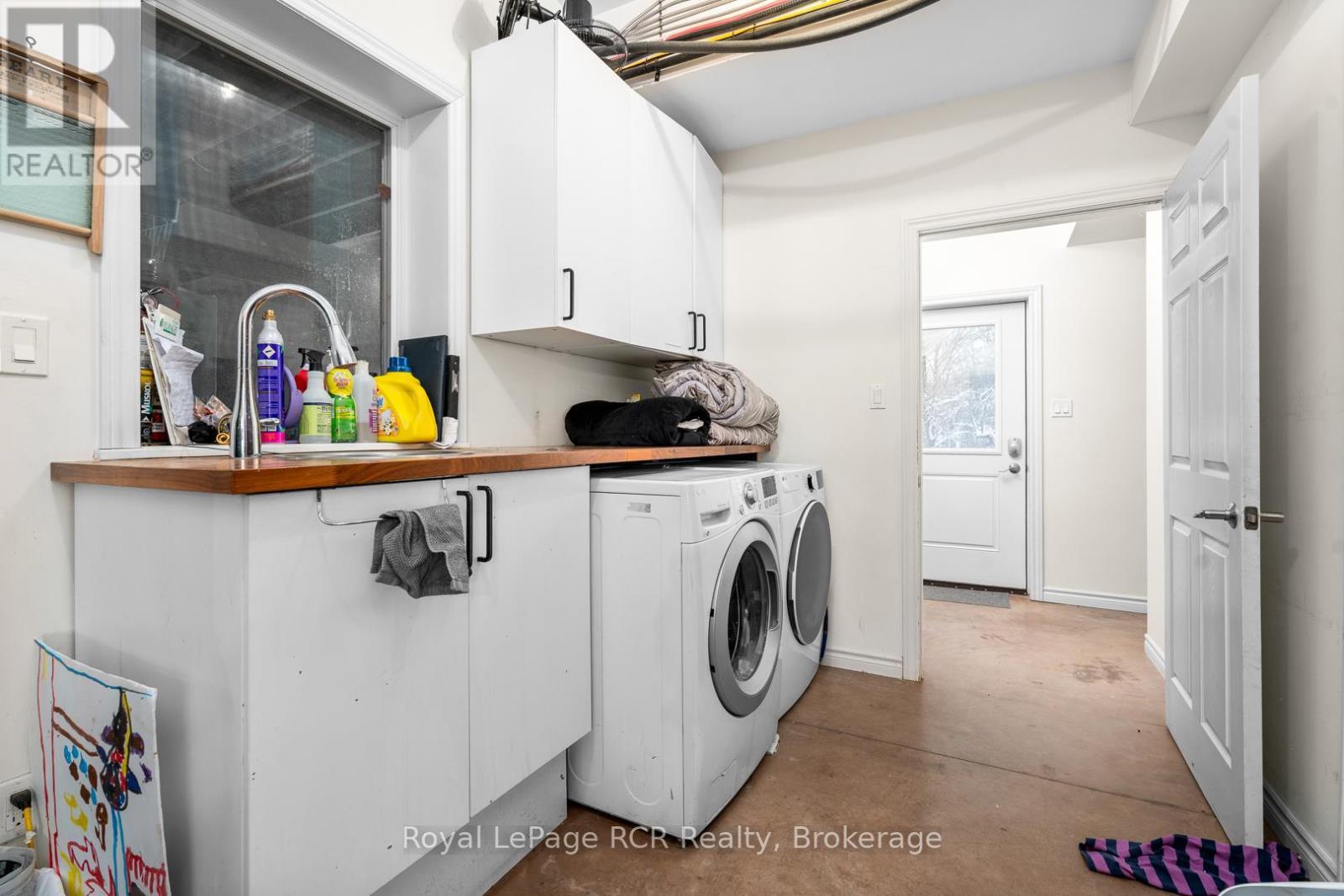 












251 MILL ROAD

,
Chatsworth,







Ontario
N0H1R0

