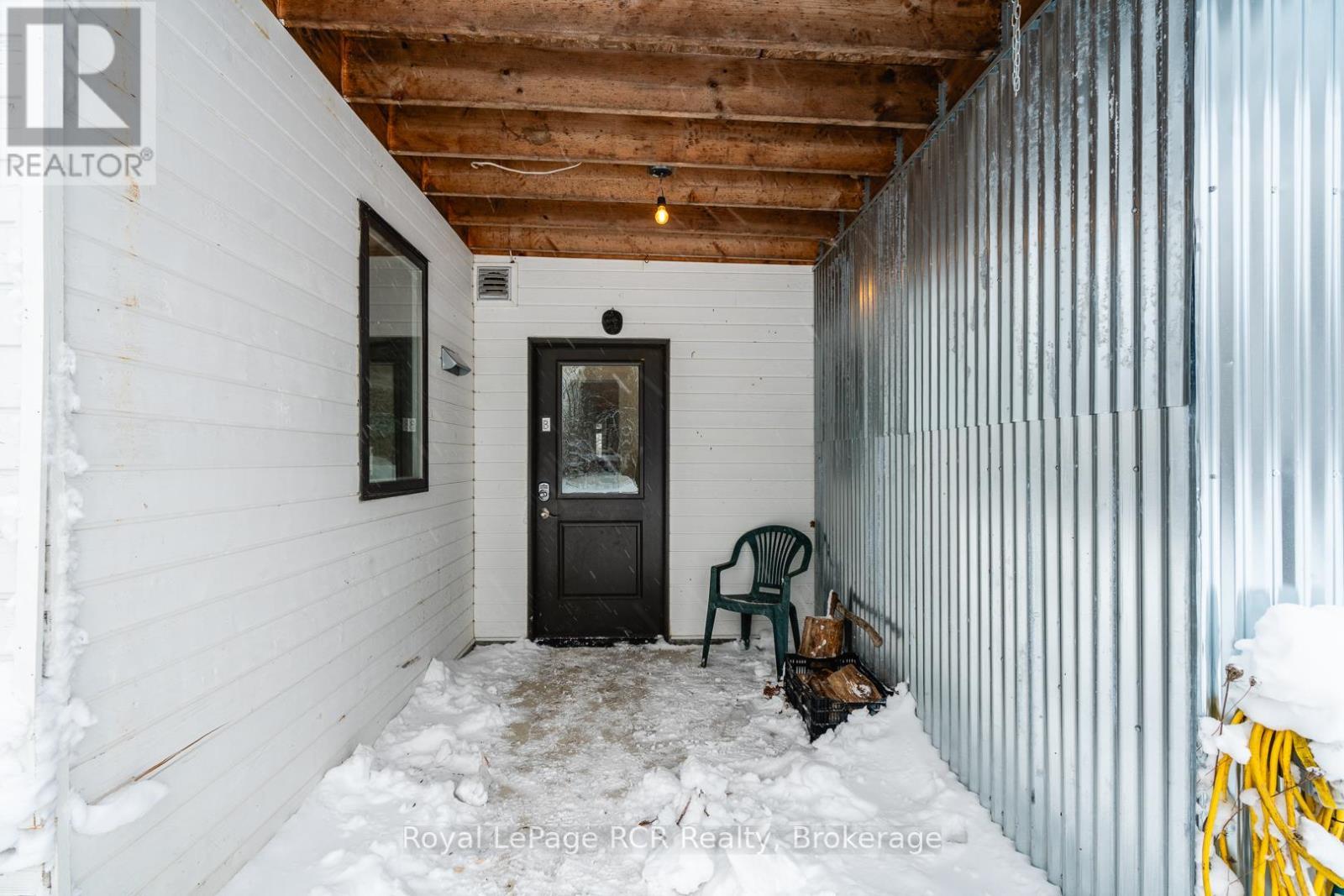 












251 MILL ROAD

,
Chatsworth,







Ontario
N0H1R0

