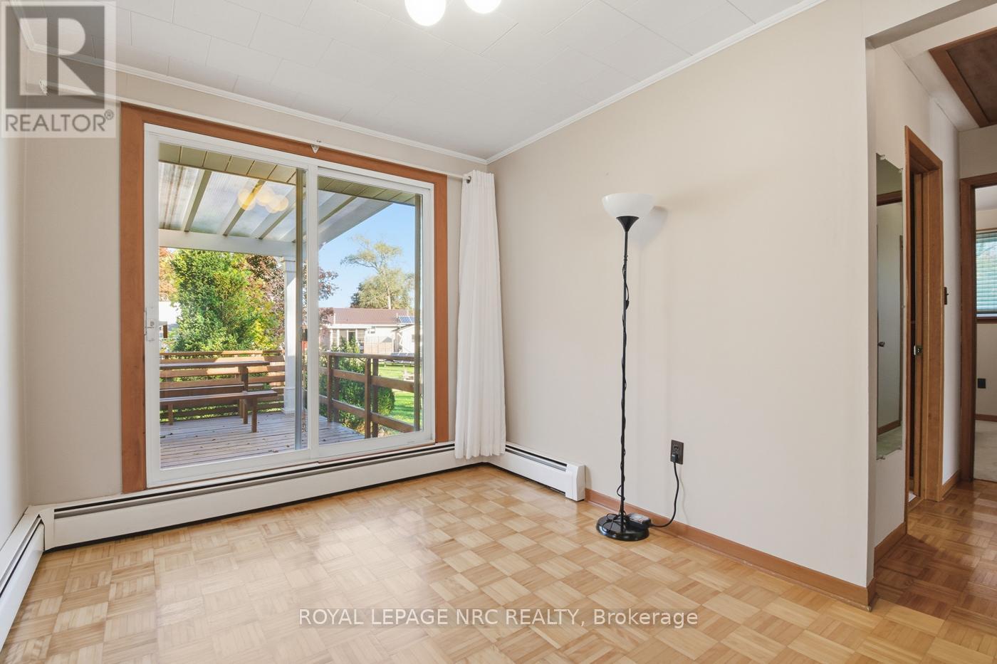 












10592 WOODLAND DRIVE

,
Wainfleet (Lakeshore),




Ontario
L3K5V4

