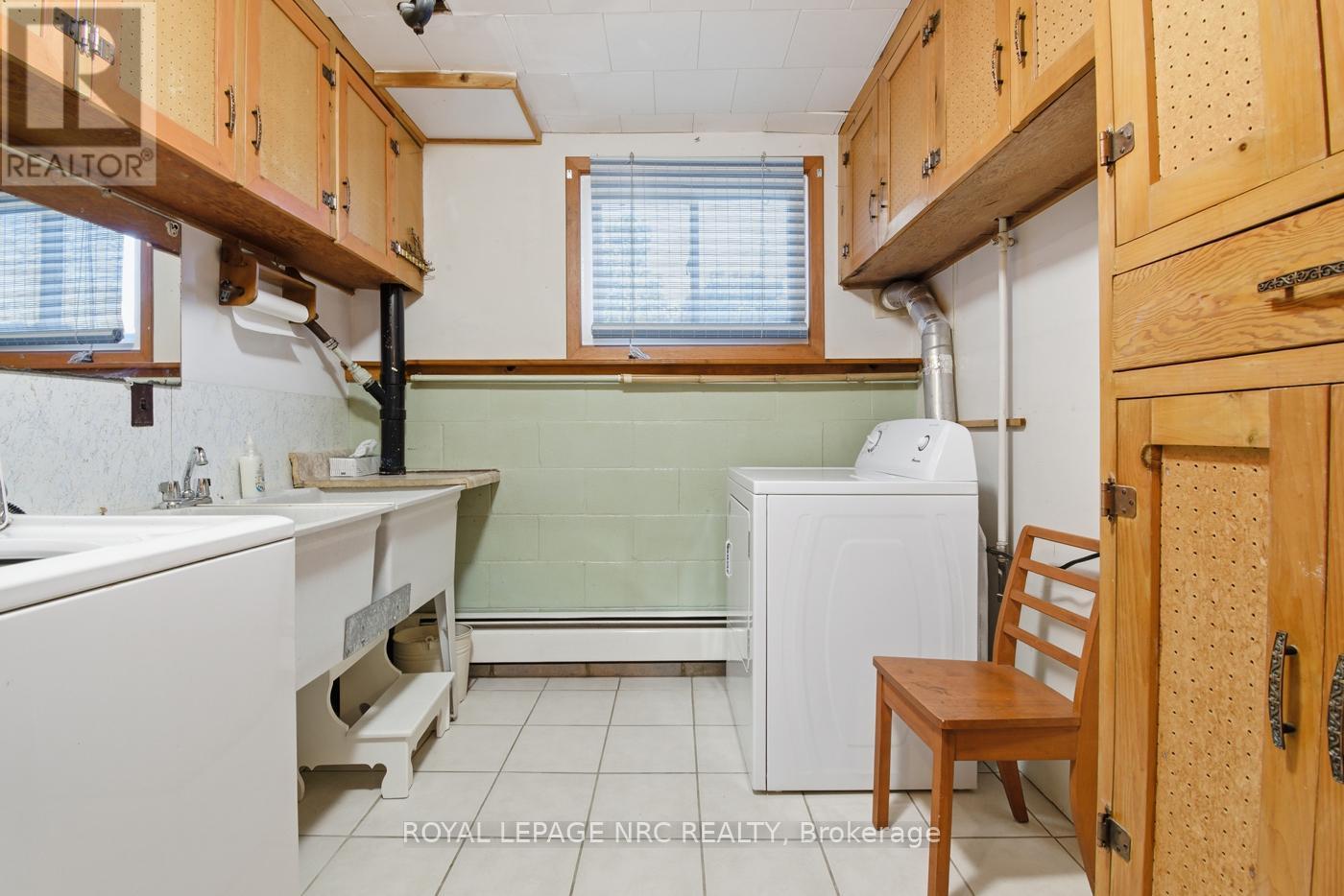 












10592 WOODLAND DRIVE

,
Wainfleet (Lakeshore),




Ontario
L3K5V4

