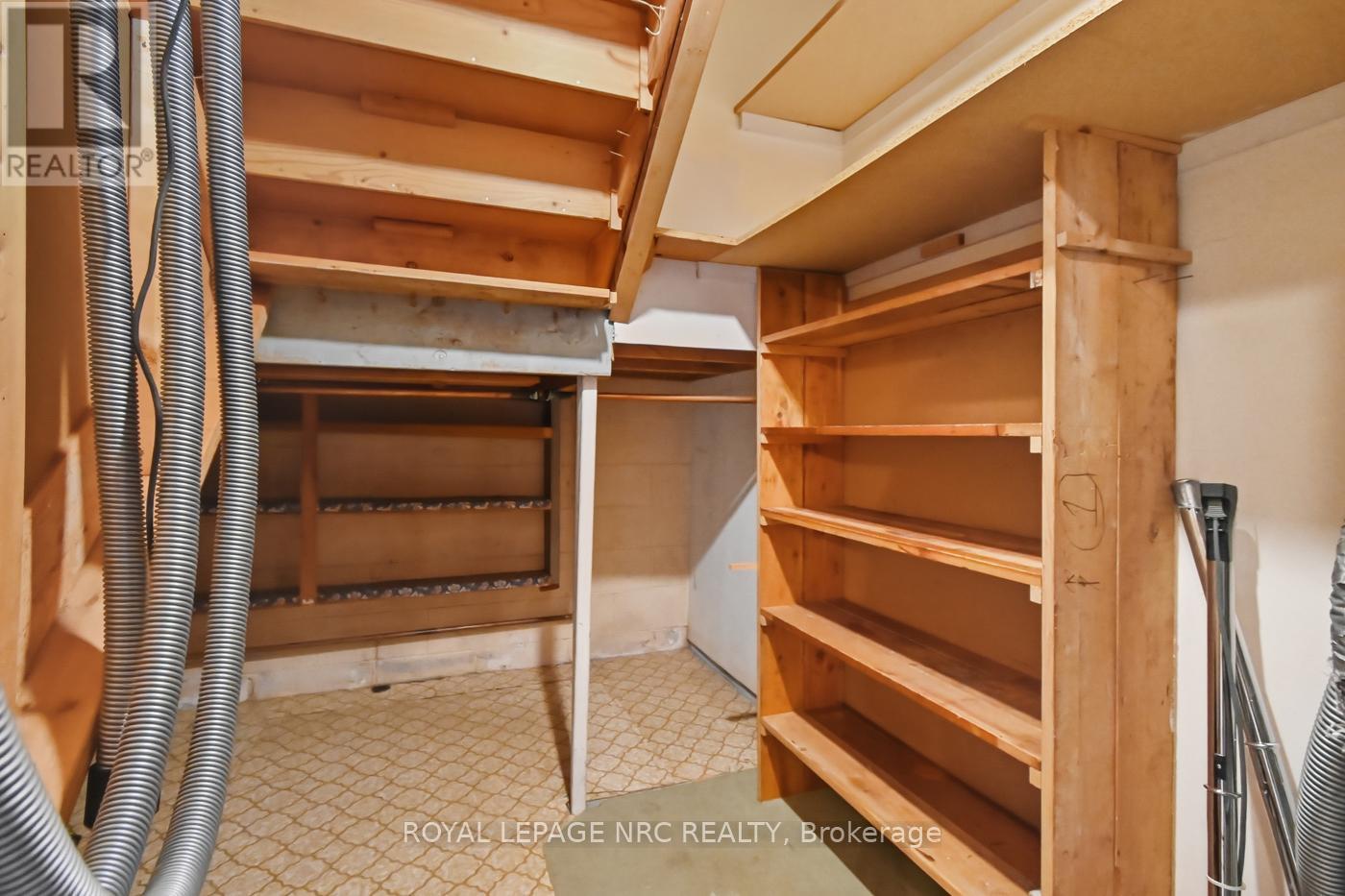 












10592 WOODLAND DRIVE

,
Wainfleet (Lakeshore),




Ontario
L3K5V4

