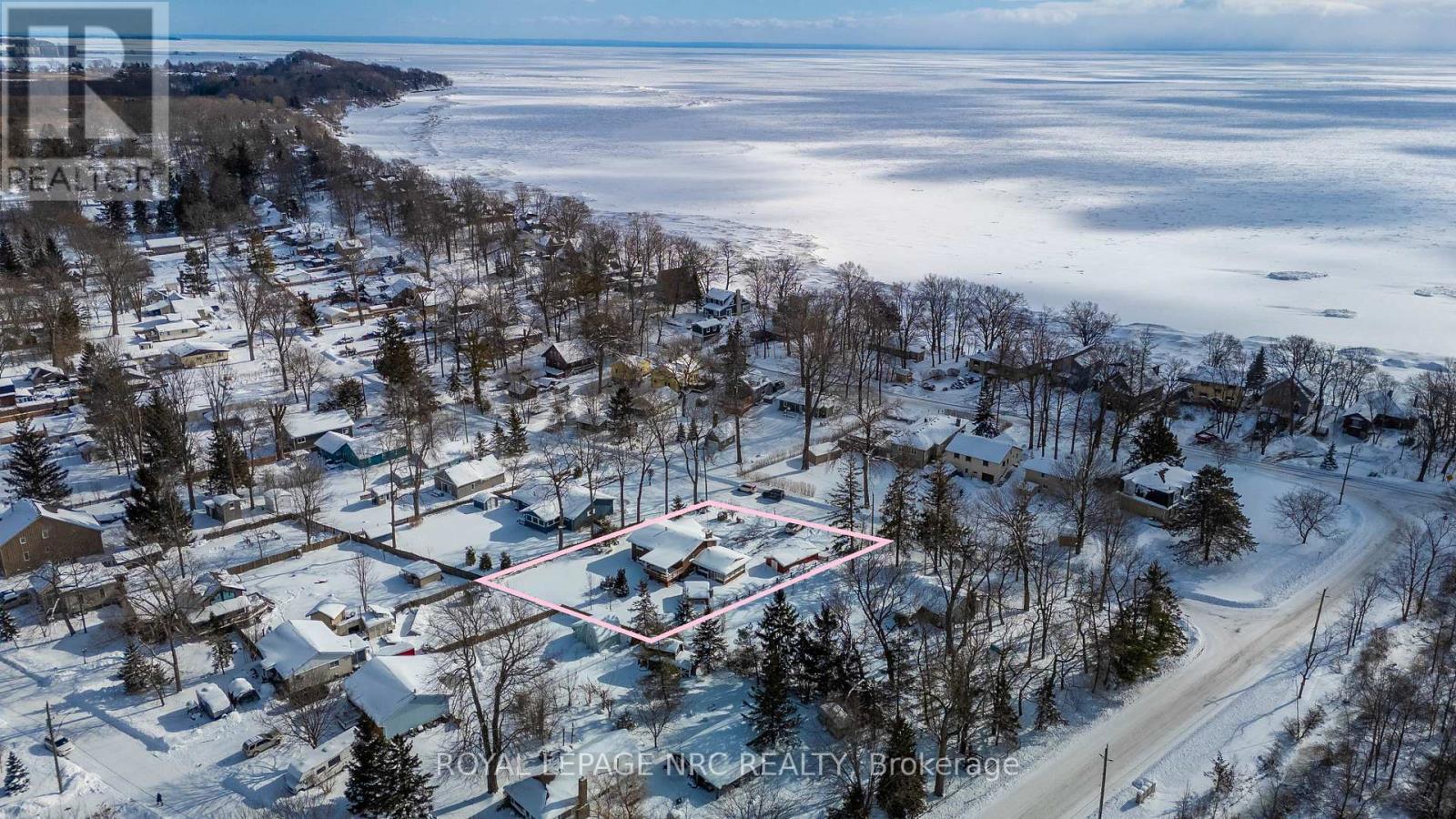 












10592 WOODLAND DRIVE

,
Wainfleet (Lakeshore),




Ontario
L3K5V4

