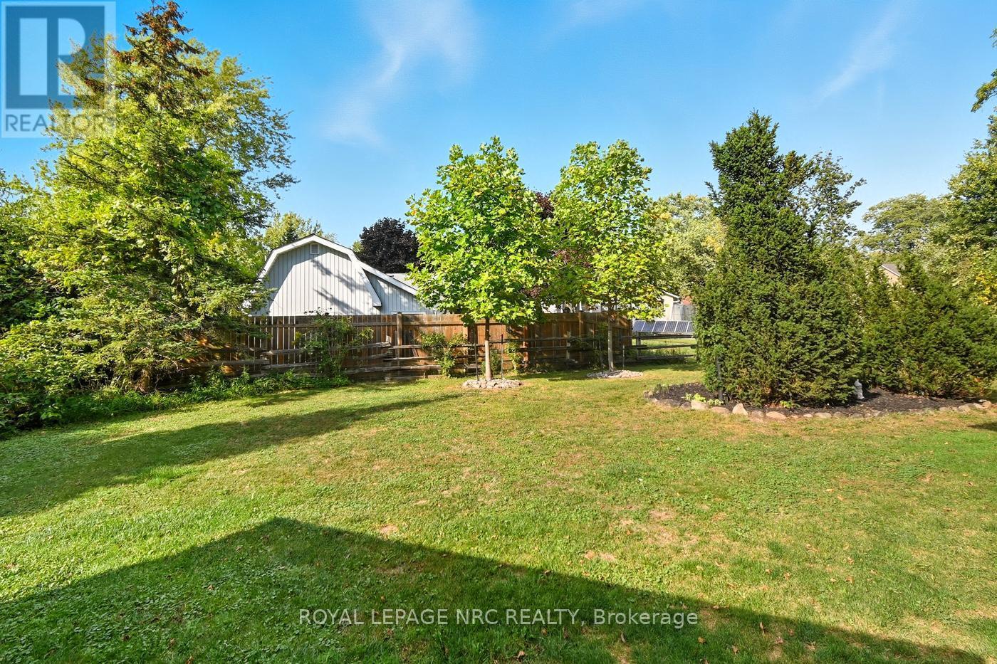 












10592 WOODLAND DRIVE

,
Wainfleet (Lakeshore),




Ontario
L3K5V4

