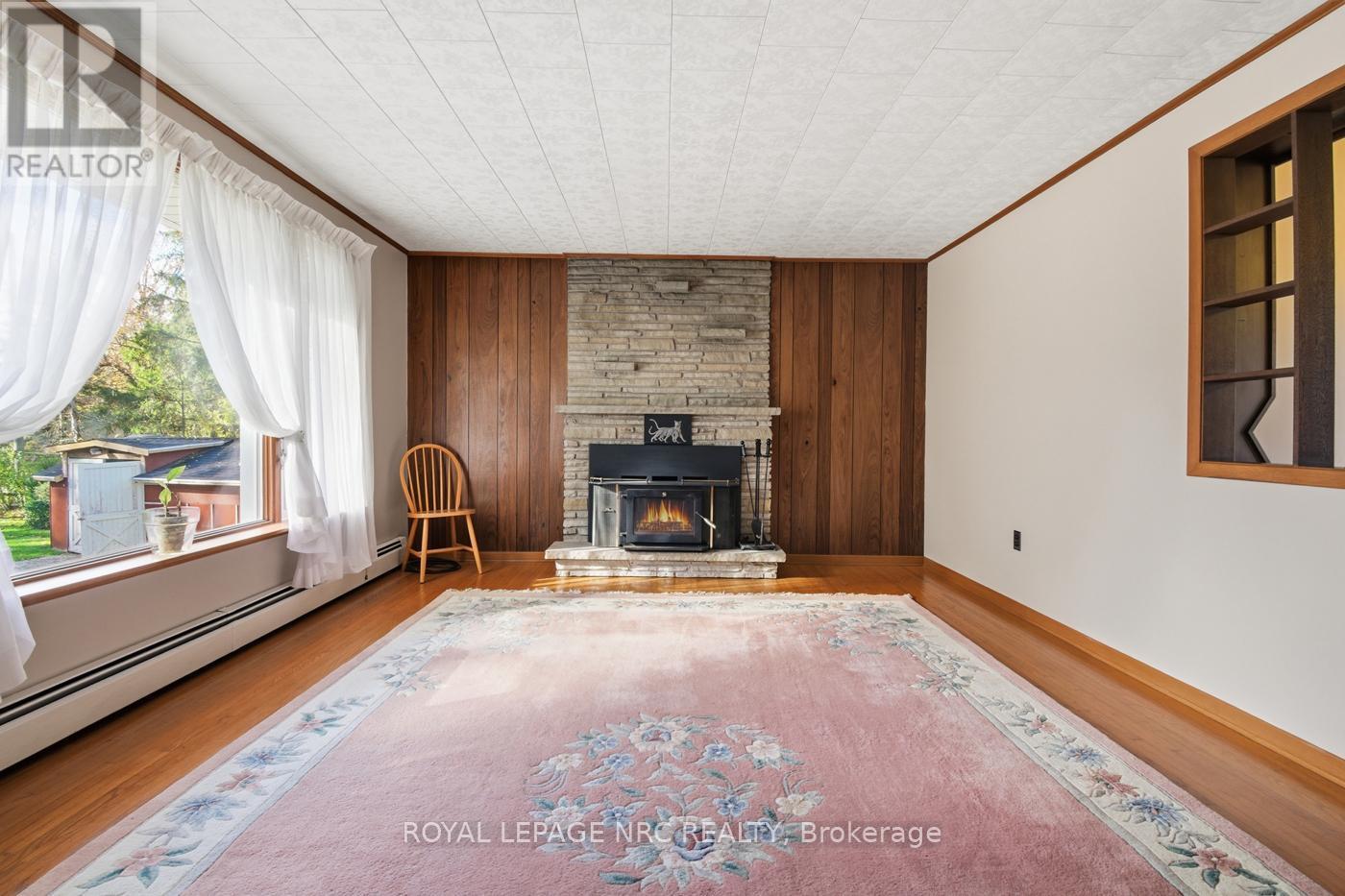 












10592 WOODLAND DRIVE

,
Wainfleet (Lakeshore),




Ontario
L3K5V4

