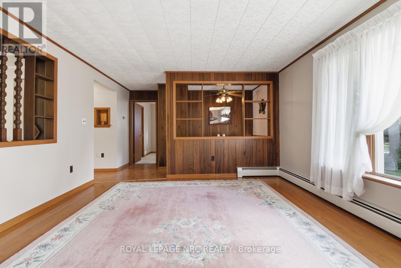 












10592 WOODLAND DRIVE

,
Wainfleet (Lakeshore),




Ontario
L3K5V4

