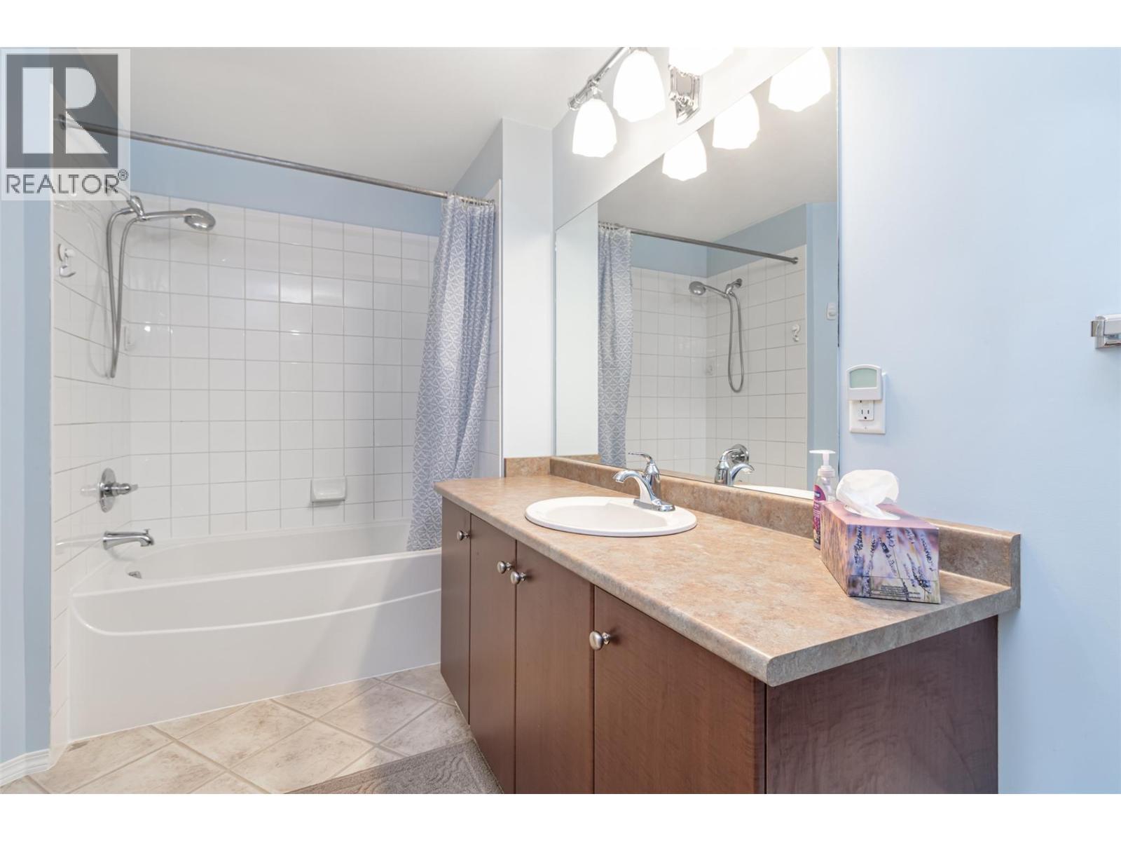 












1873 Country Club Drive Unit# 2207

,
Kelowna,




British Columbia
V1V2A7

