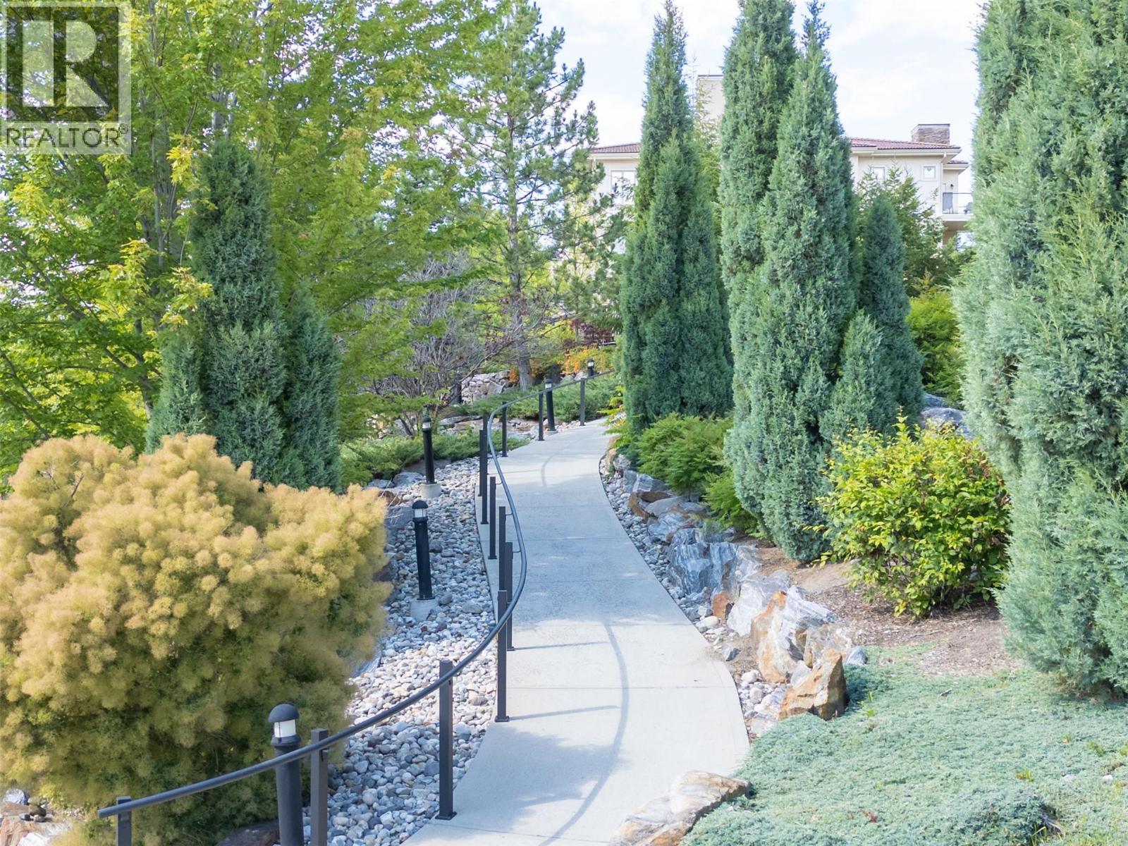 












1873 Country Club Drive Unit# 2207

,
Kelowna,




British Columbia
V1V2A7

