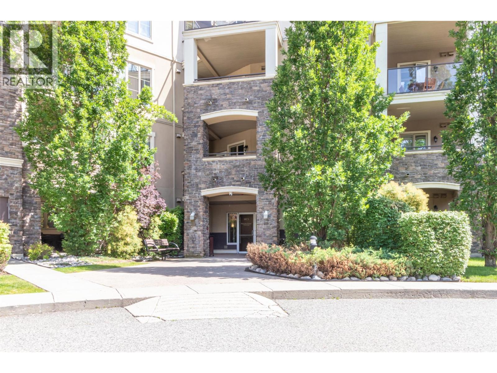 












1873 Country Club Drive Unit# 2207

,
Kelowna,




British Columbia
V1V2A7

