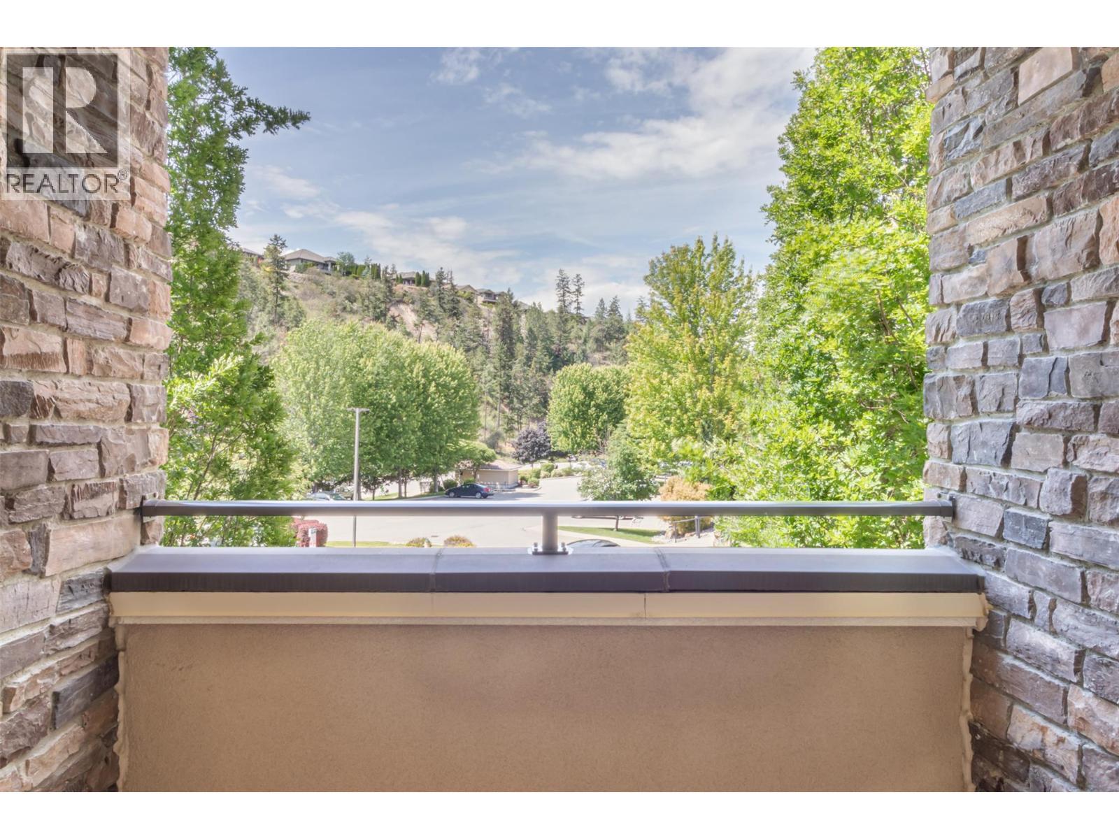 












1873 Country Club Drive Unit# 2207

,
Kelowna,




British Columbia
V1V2A7

