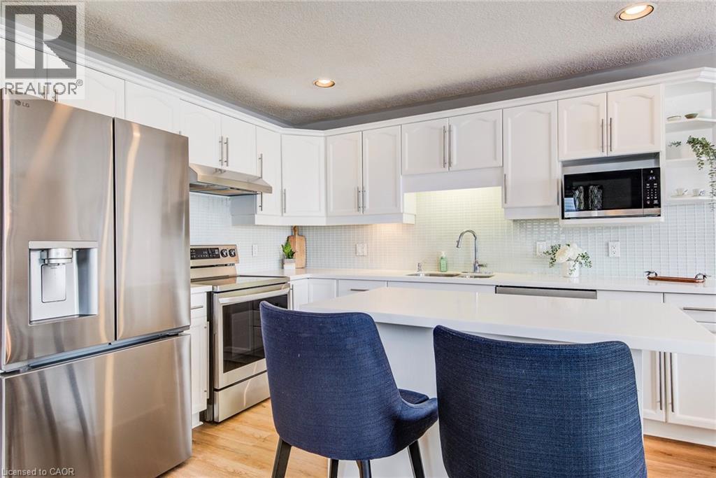 












84 WALSH Crescent

,
Stratford,




Ontario
N5A7X8

