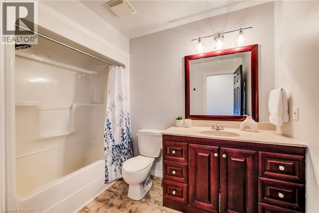 












84 WALSH Crescent

,
Stratford,




Ontario
N5A7X8

