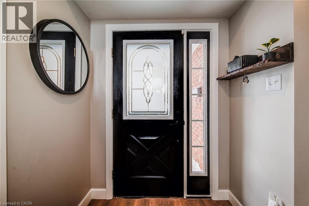 












84 WALSH Crescent

,
Stratford,




Ontario
N5A7X8

