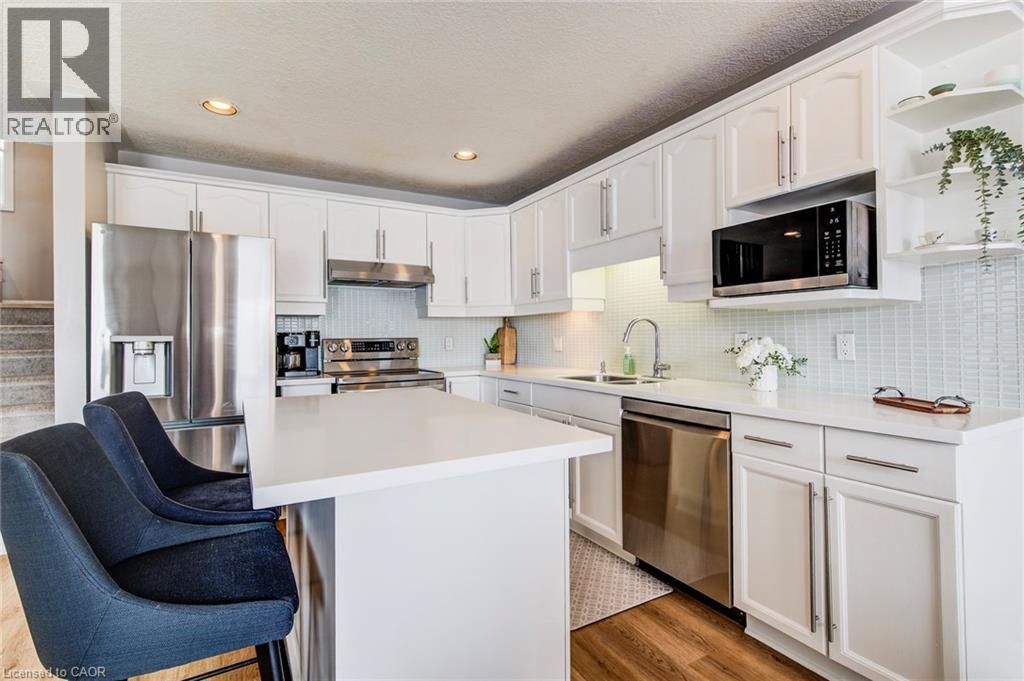 












84 WALSH Crescent

,
Stratford,




Ontario
N5A7X8

