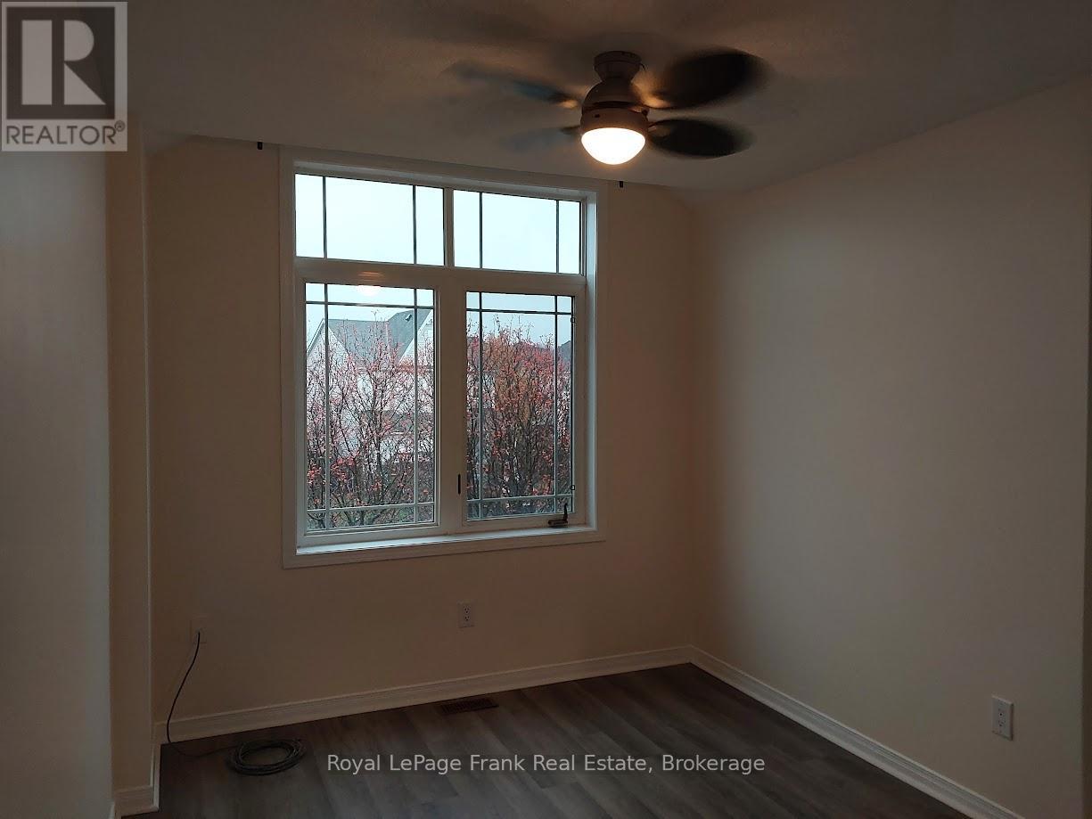 












1513 GLENBOURNE DRIVE

,
Oshawa,




Ontario
L1K0M5

