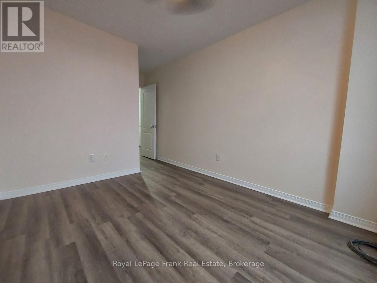 












1513 GLENBOURNE DRIVE

,
Oshawa,




Ontario
L1K0M5

