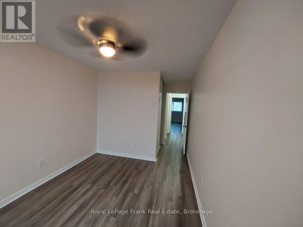 












1513 GLENBOURNE DRIVE

,
Oshawa,




Ontario
L1K0M5

