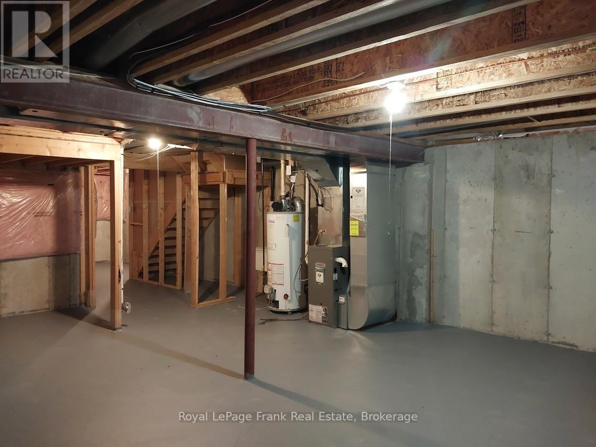 












1513 GLENBOURNE DRIVE

,
Oshawa,




Ontario
L1K0M5

