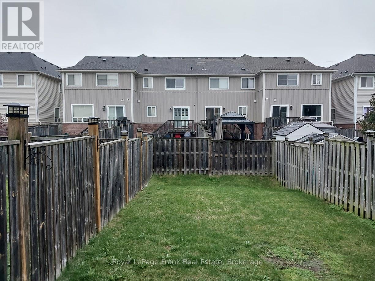 












1513 GLENBOURNE DRIVE

,
Oshawa,




Ontario
L1K0M5

