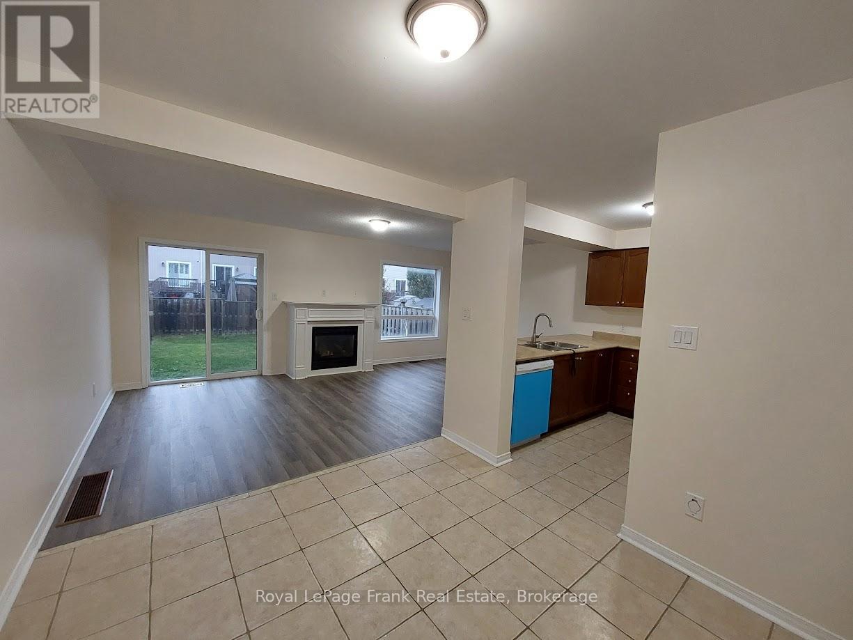 












1513 GLENBOURNE DRIVE

,
Oshawa,




Ontario
L1K0M5

